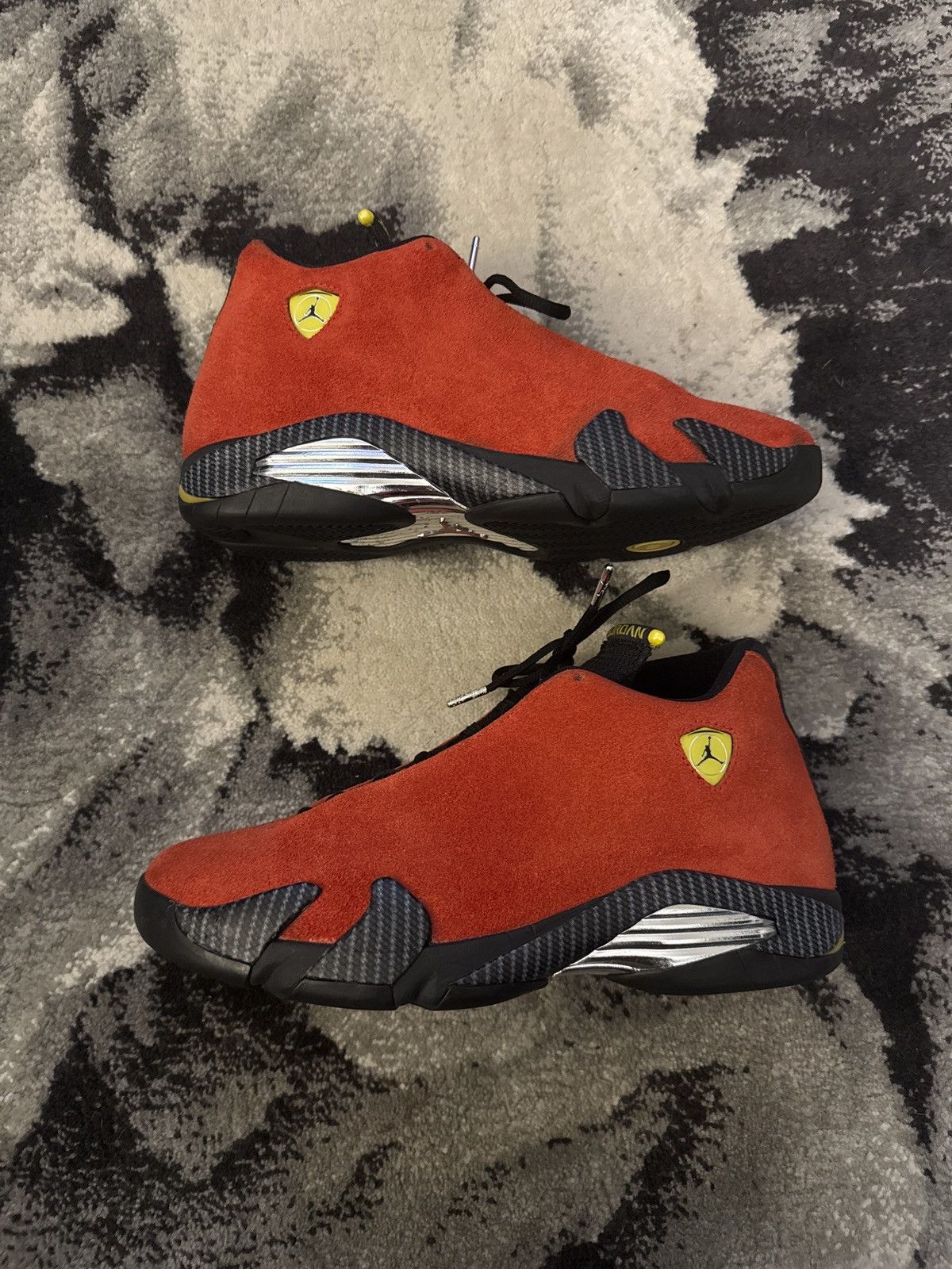 Jordan Brand Air Jordan 14 ‘Ferrari’ Size US 10 / EU 43 - 1 Thumbnail