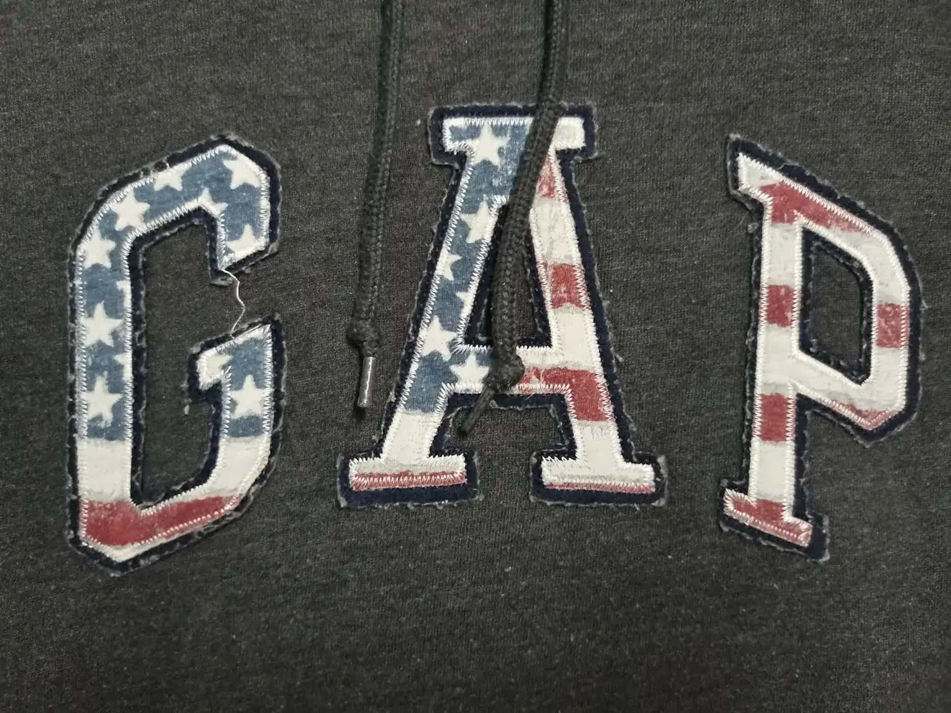 Gap Vintage GAP Big Logo Sweatshirt Hoodie Size US M / EU 48-50 / 2 - 2 Thumbnail