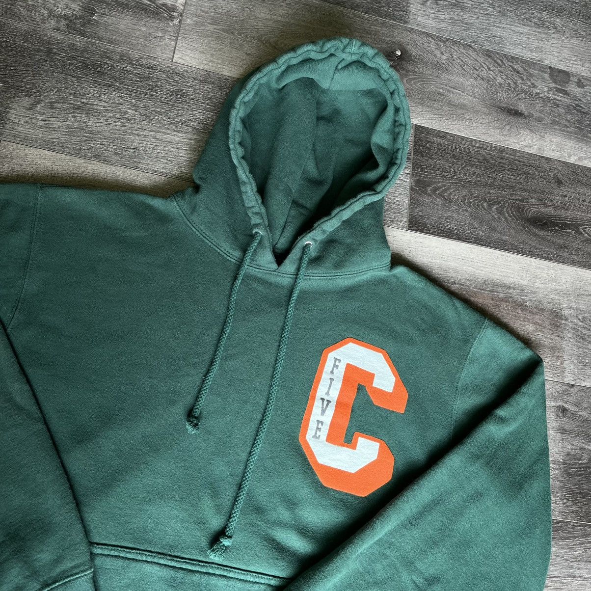 Other Channel 5 News Andrew Callaghan Green Varsity Bull Hoodie Size US M / EU 48-50 / 2 - 3 Thumbnail