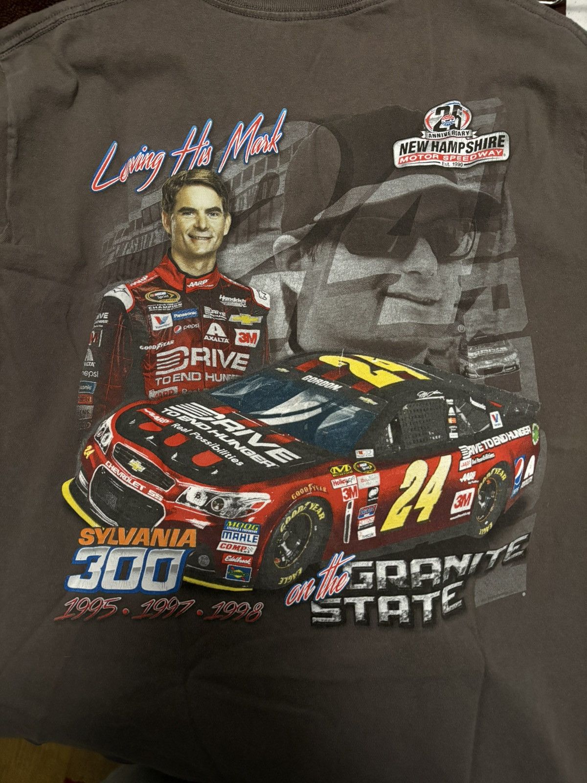 Vintage Hendrick 25th New Hampshire motor speedway anniversary tee Size US L / EU 52-54 / 3 - 3 Thumbnail