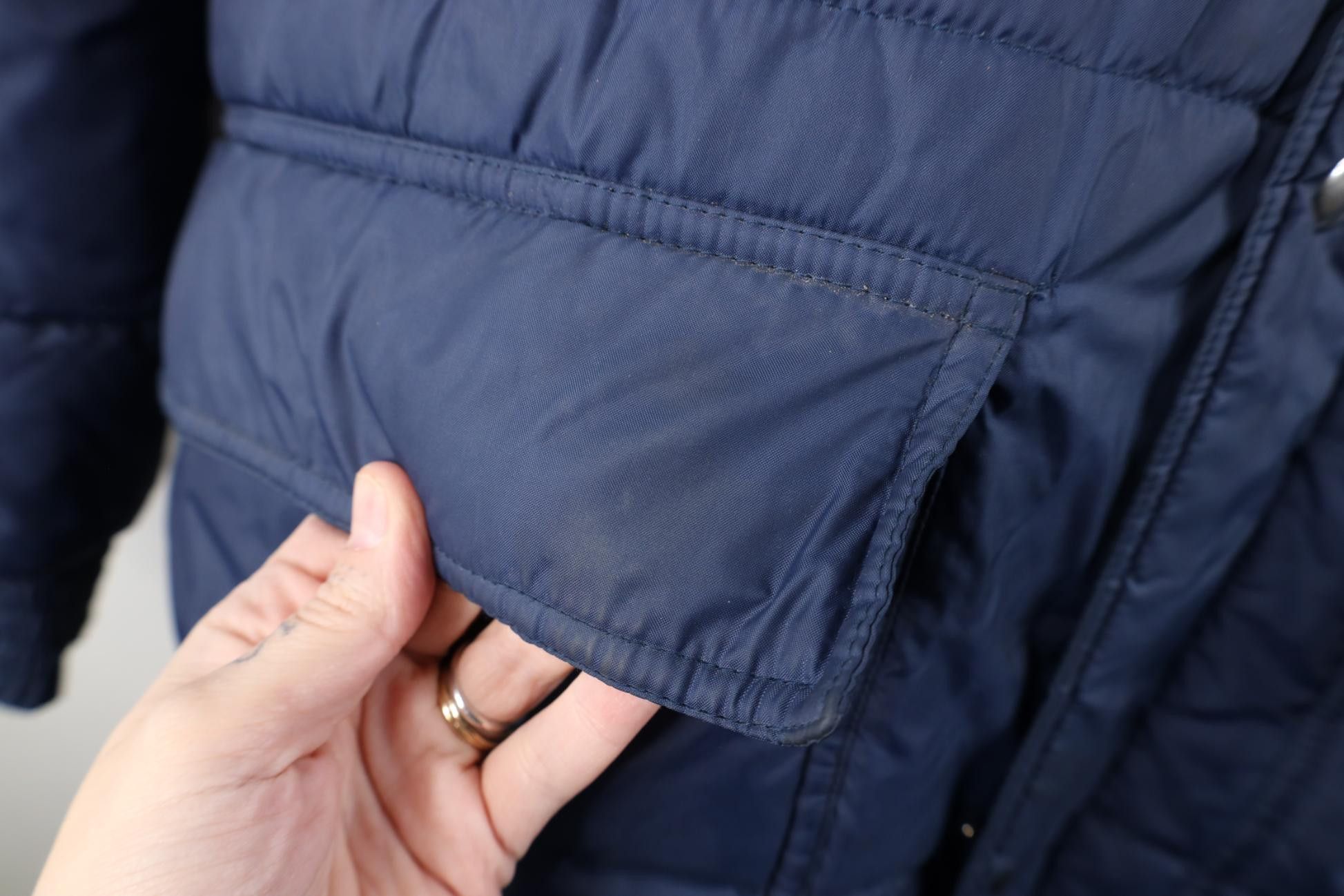 Vintage Vintage 70s Streetwear Puffer Chore Barn Jacket Navy Blue Size US L / EU 52-54 / 3 - 4 Thumbnail
