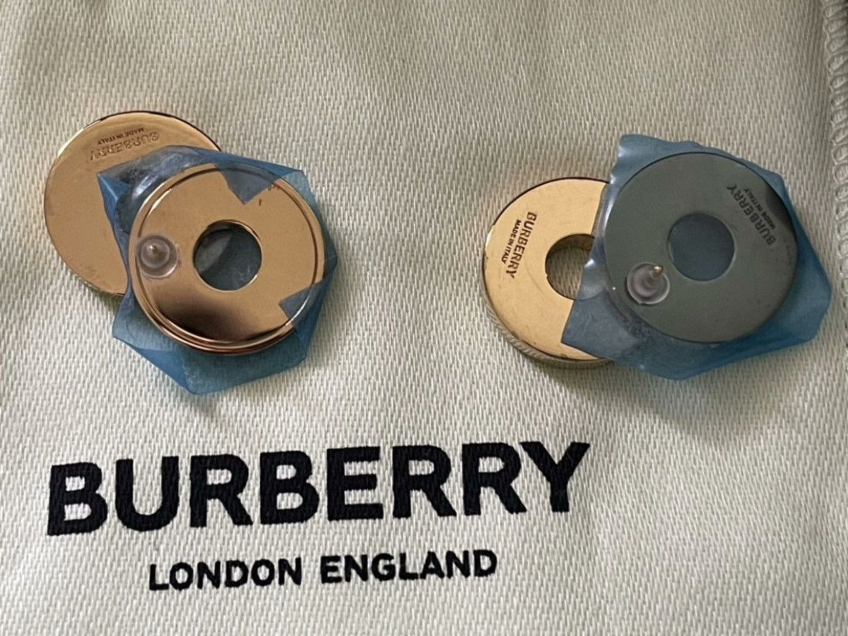 Burberry Burberry light gold earring unisex Size ONE SIZE - 7 Thumbnail
