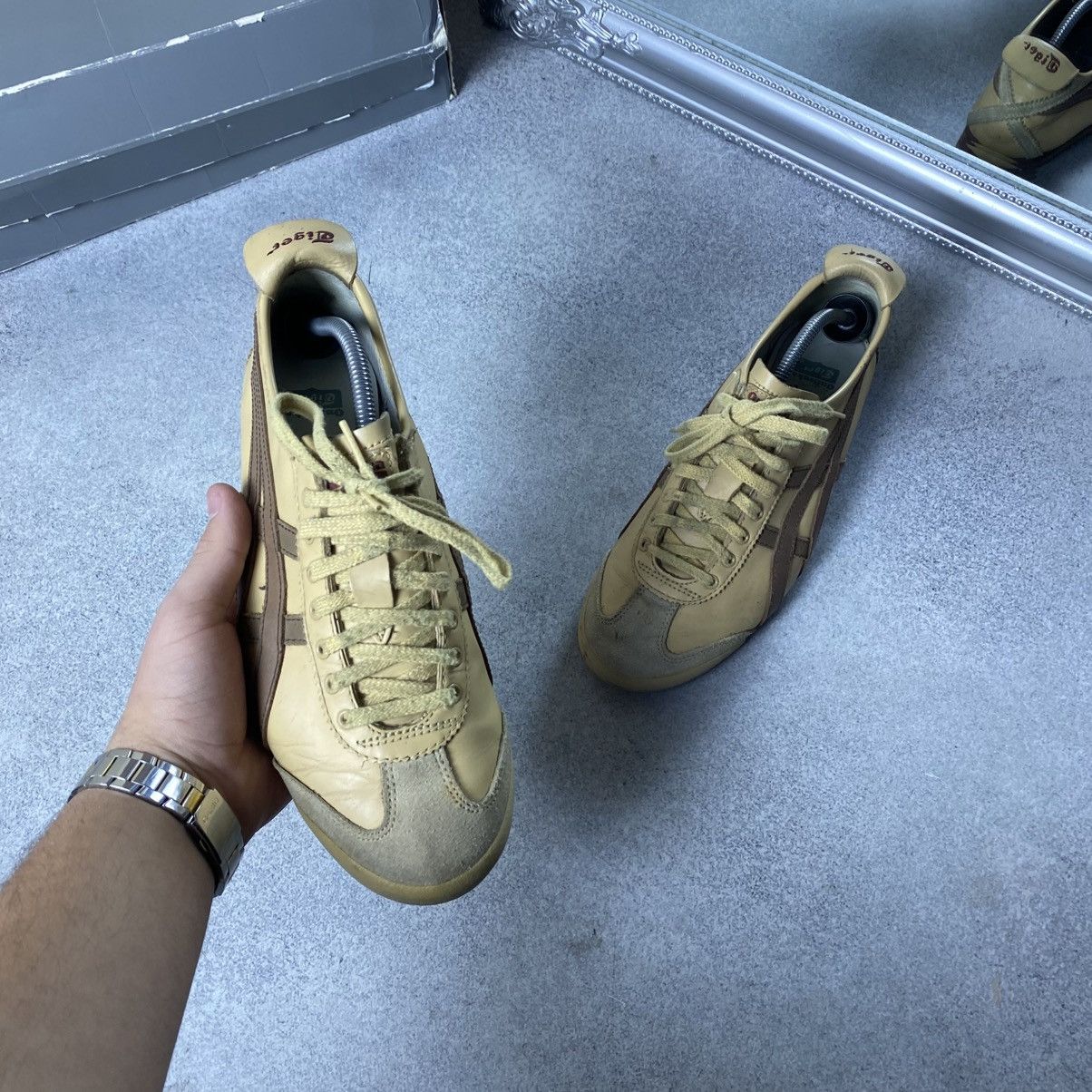 Asics Vintage Asics Onitsuka Tiger Mexico 66 Leather Sneakers Size US 9 / EU 42 - 2 Thumbnail