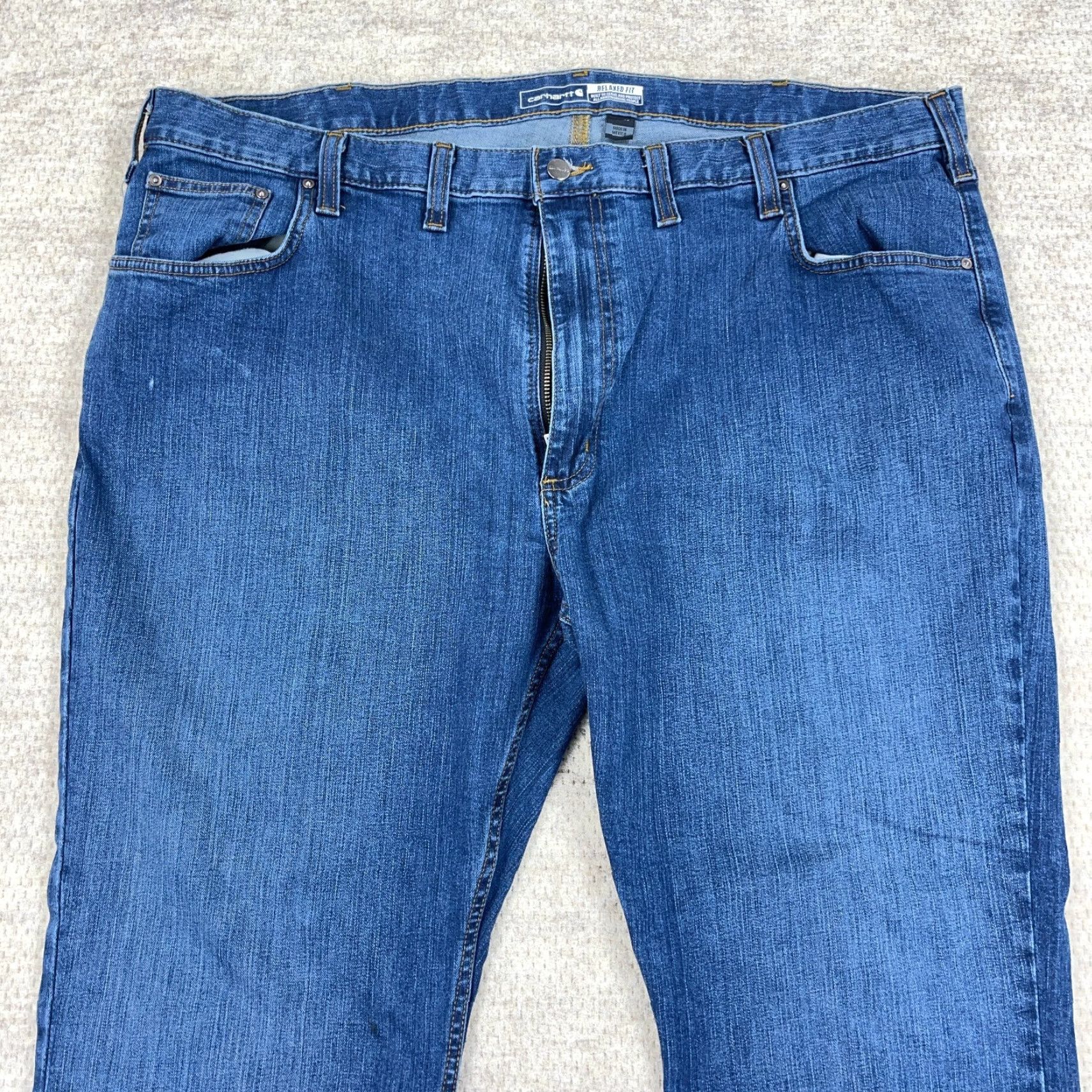 Carhartt VINTAGE Carhartt Jeans Men 46x30 Straight Leg Relaxed Fit Med Wash Work Wear Adult Jeans Men Blue 46 30 Pocket Pockets Logo 5-Pocket Denim Cotton Size US 30 / EU 46 - 7 Thumbnail