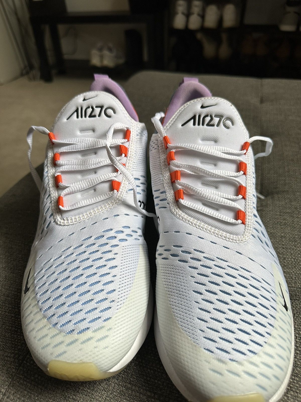 Nike Nike Air Max 270 Size US 11 / EU 44 - 2 Thumbnail