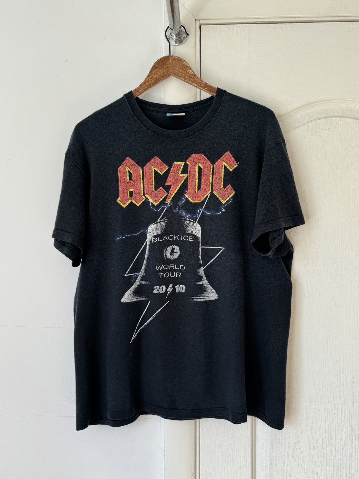 Band Tees Vintage ACDC Rock Metal Band T Shirt Duty Free Size US L / EU 52-54 / 3 - 2 Thumbnail