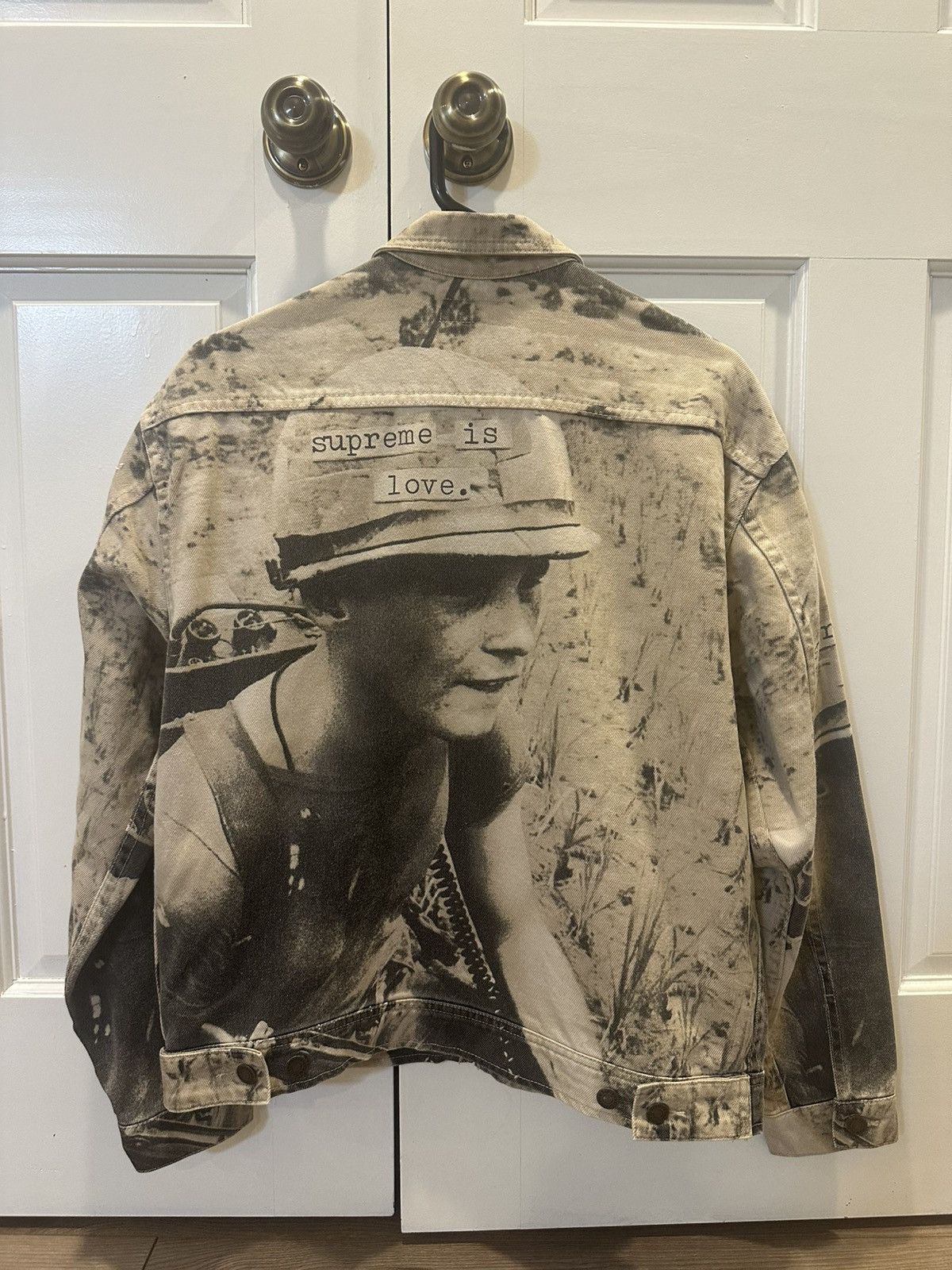 Supreme Supreme is love workwear jacket Size US S / EU 44-46 / 1 - 1 Thumbnail