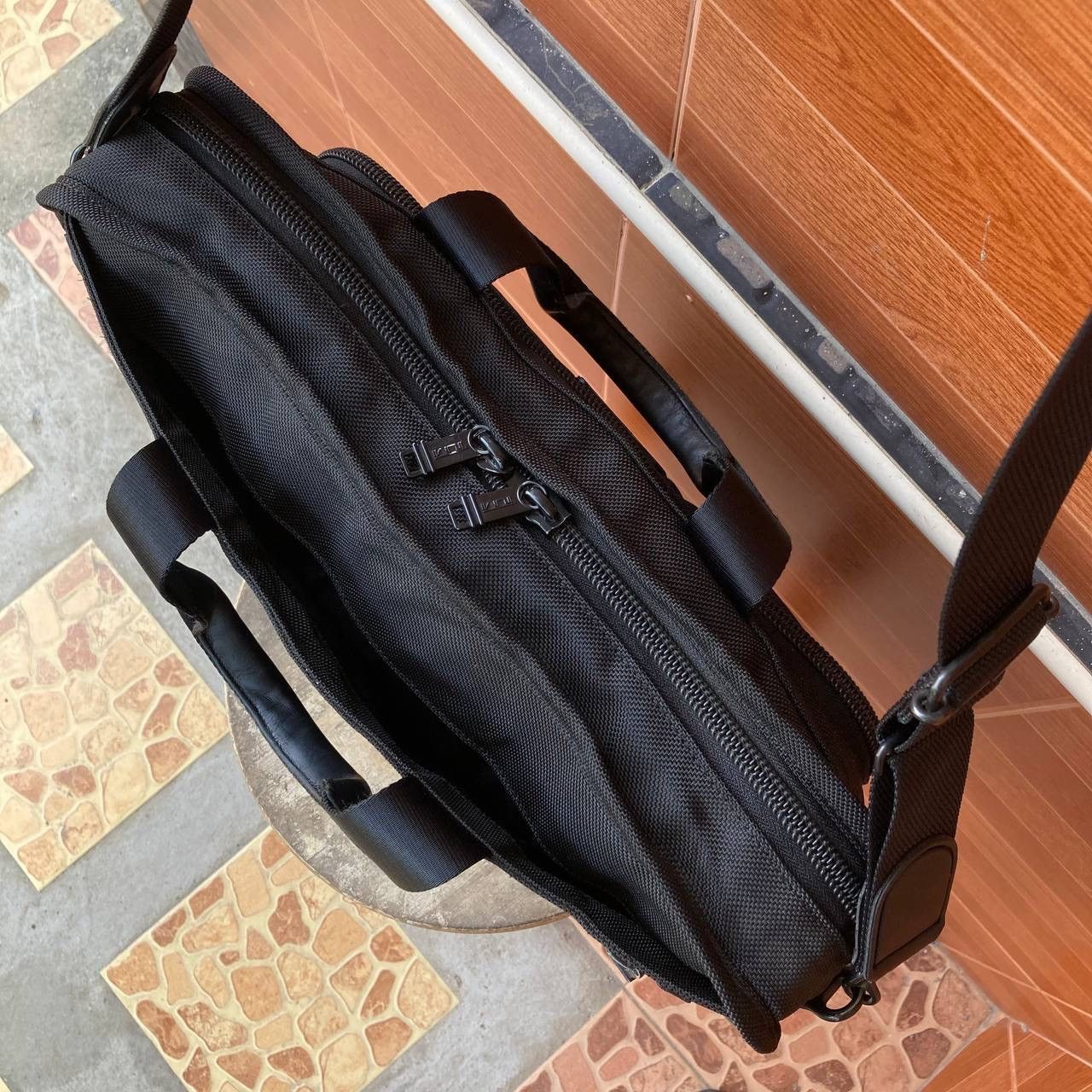 Tumi Authentic TUMI Briefcase Bag Size ONE SIZE - 3 Thumbnail