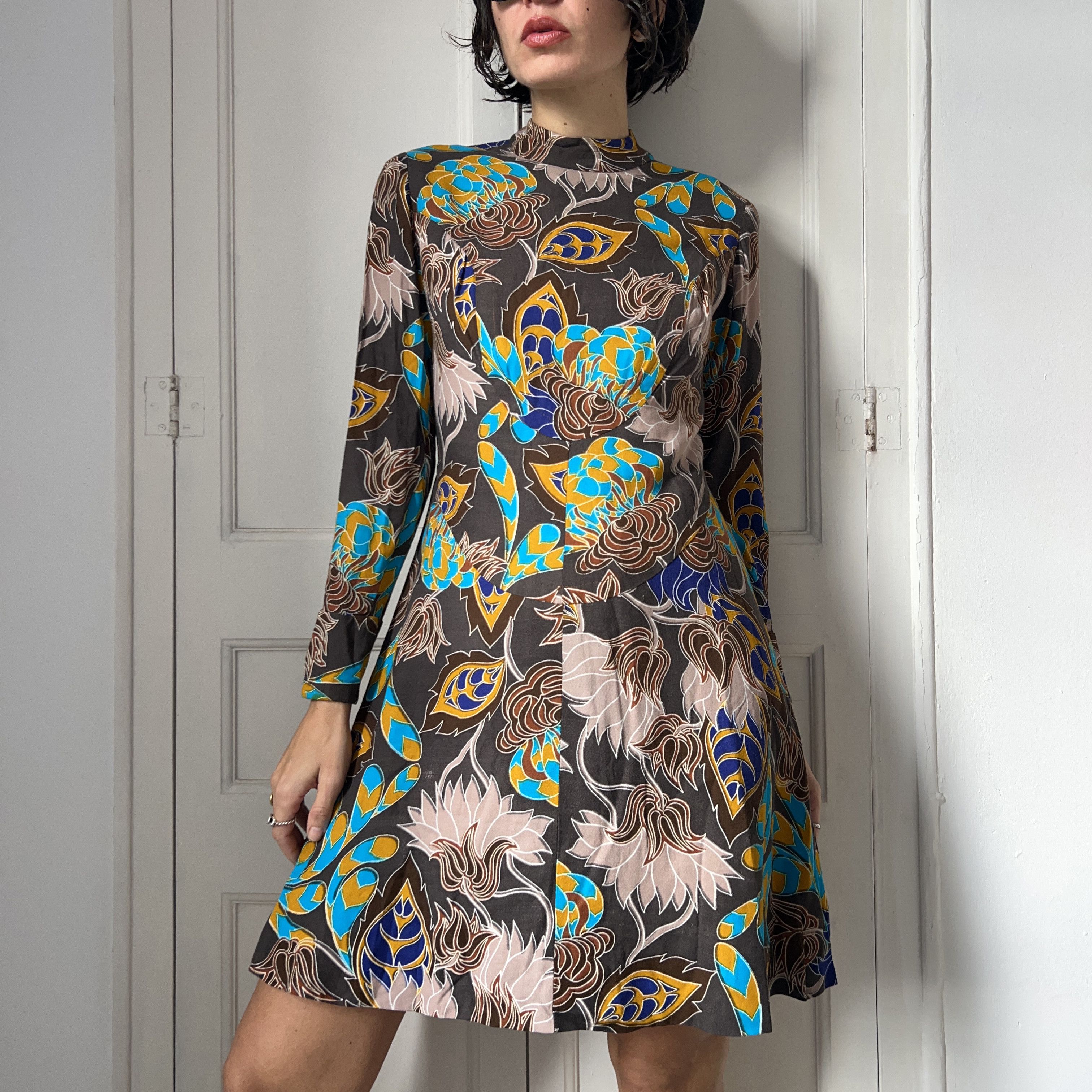 Vintage Vintage 70s Floral Midi Dress Size M / US 6-8 / IT 42-44 - 5 Thumbnail