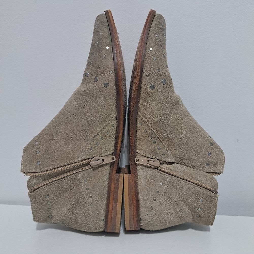 Free People Free People Aquarian Studded Leather Distressing Suede Ankle Boots Taupe Size 6 Size US 6 / IT 36 - 14 Thumbnail