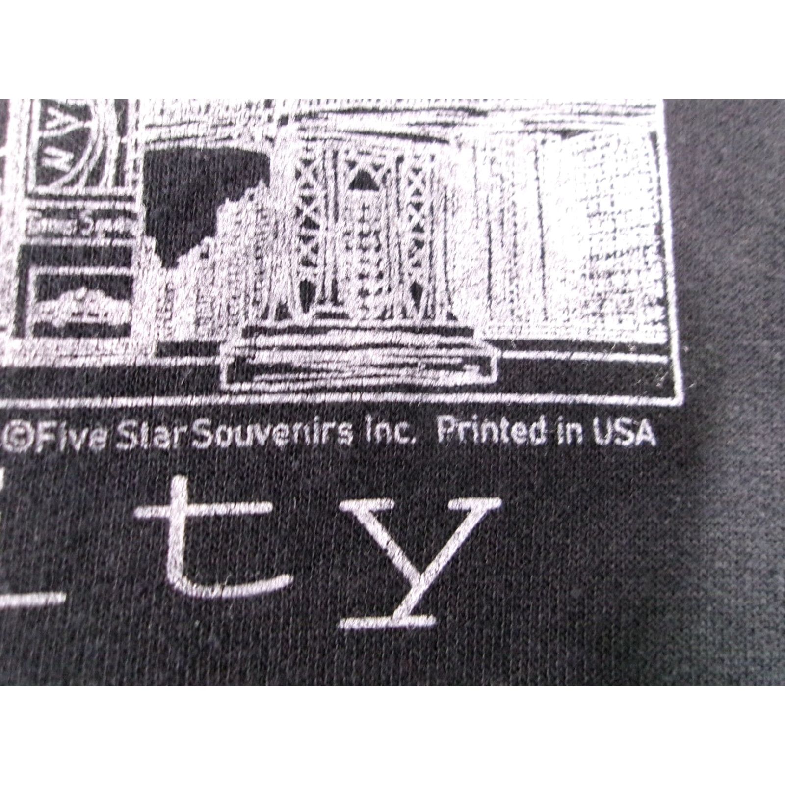 Vintage VINTAGE NYSP New York City Skyline Sweatshirt Mens M Black Crewneck Pullover Graphic Print Sweatshirt Size US M / EU 48-50 / 2 - 6 Thumbnail