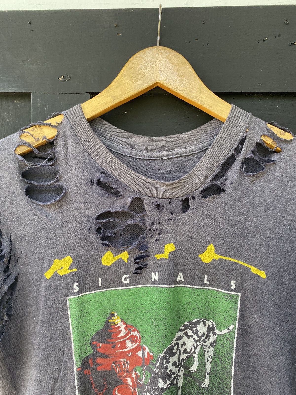 Band Tees *RARE* Vintage 80s RUSH Signal Tour PAPER THIN Band Shirt Size US M / EU 48-50 / 2 - 3 Thumbnail