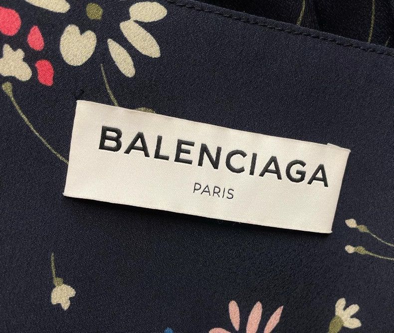 Balenciaga Balenciaga Navy Blue Floral Skirt Size 35" - 4 Thumbnail