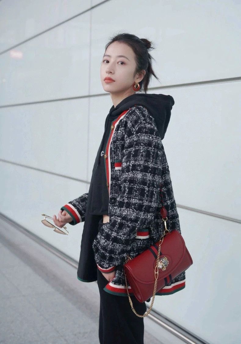 Gucci Gucci Size 38 Classic black coat size 38 2502-Nextarrow Size US XS / EU 42 / 0 - 9 Thumbnail