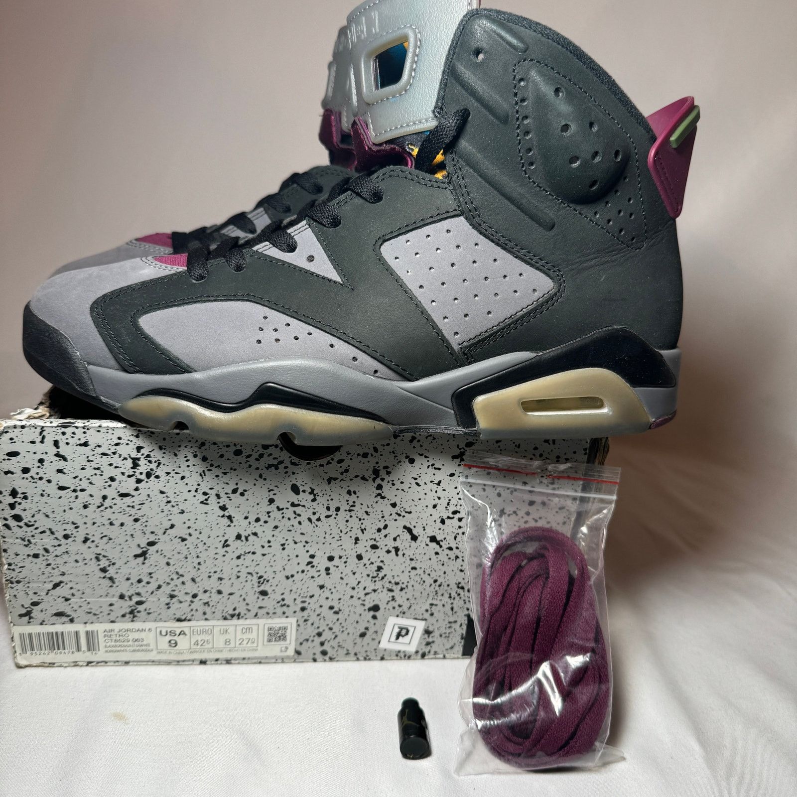 Jordan Brand × Nike Size 9 - Nike Air Jordan 6 Retro Bordeaux Men's Shoes Size US 9 / EU 42 - 9 Thumbnail