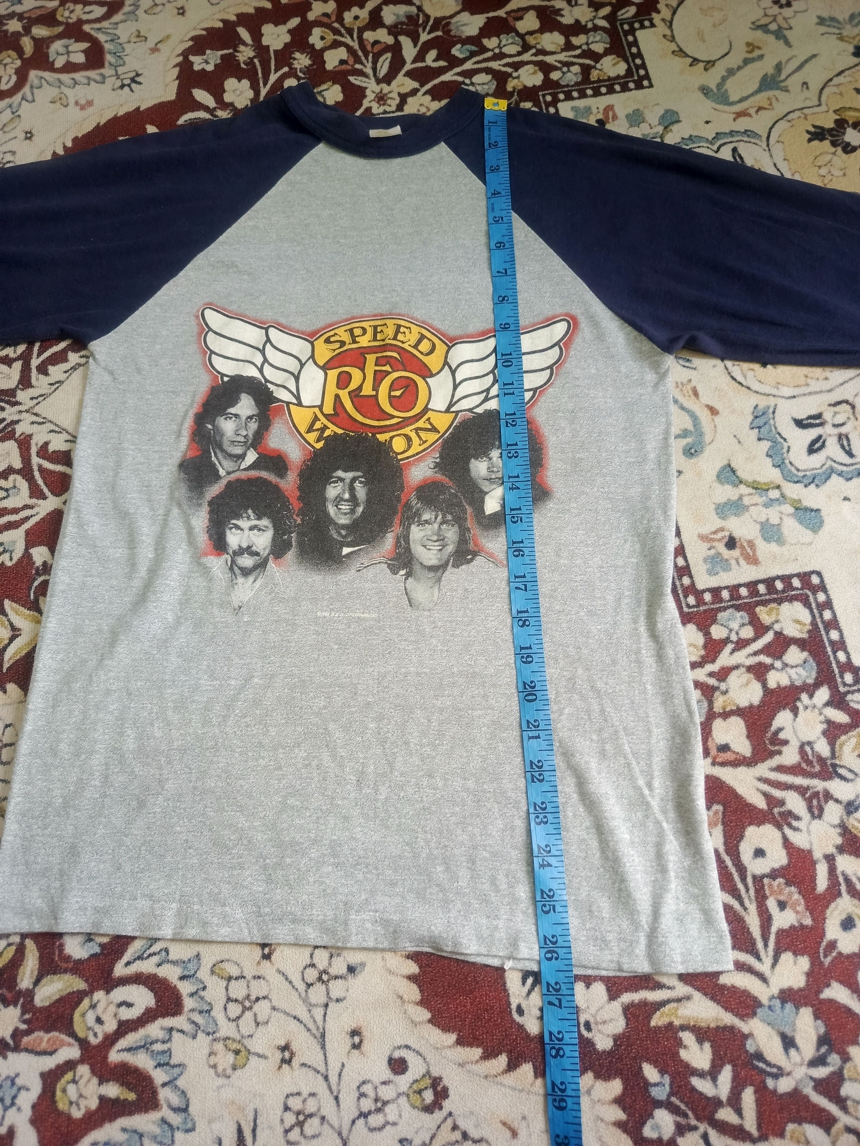 Vintage REO Speedwagon Size US M / EU 48-50 / 2 - 9 Thumbnail