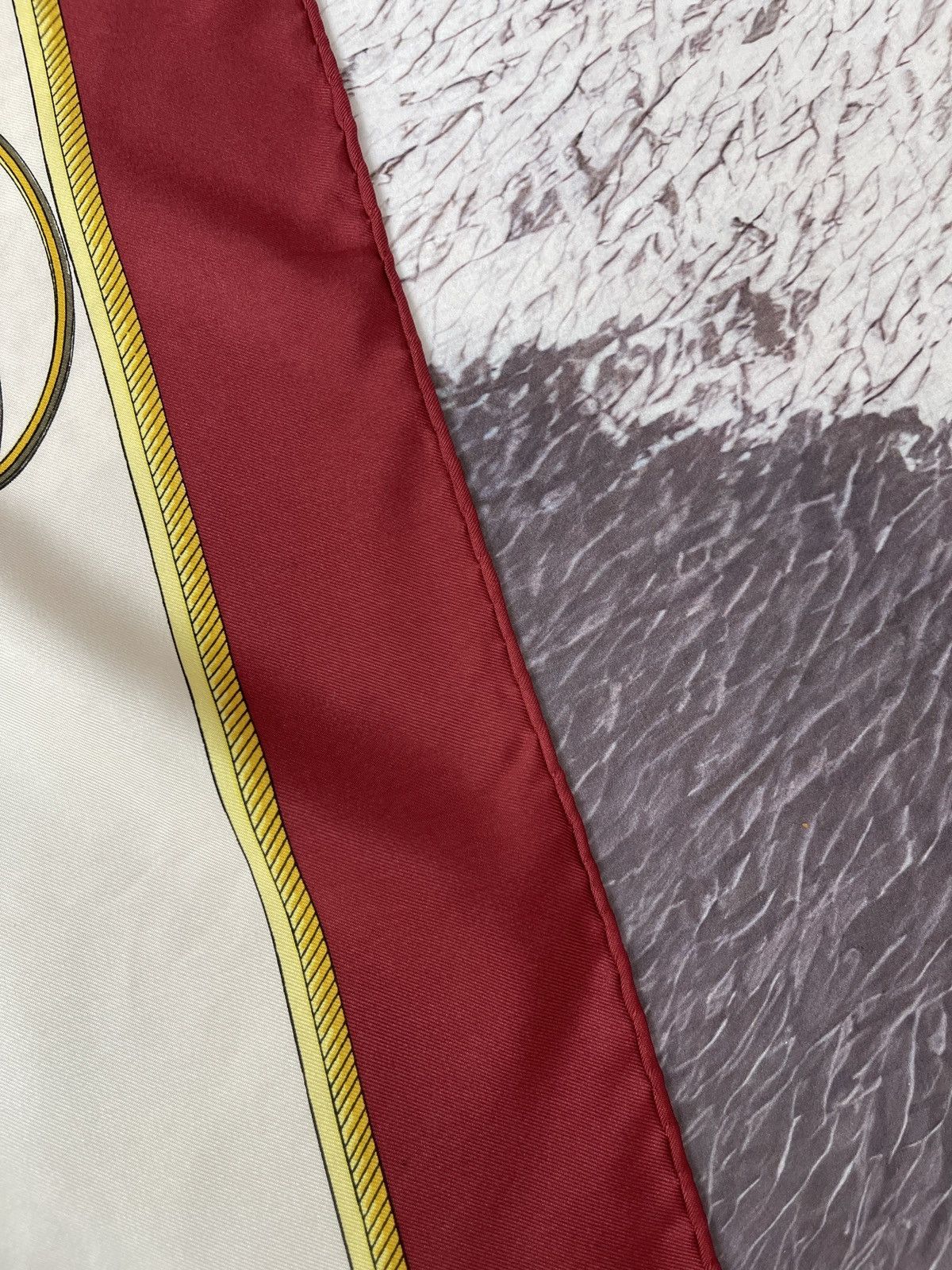 Hermes Hermes Les Voitures a transformation vintage silk scarf Size ONE SIZE - 10 Thumbnail