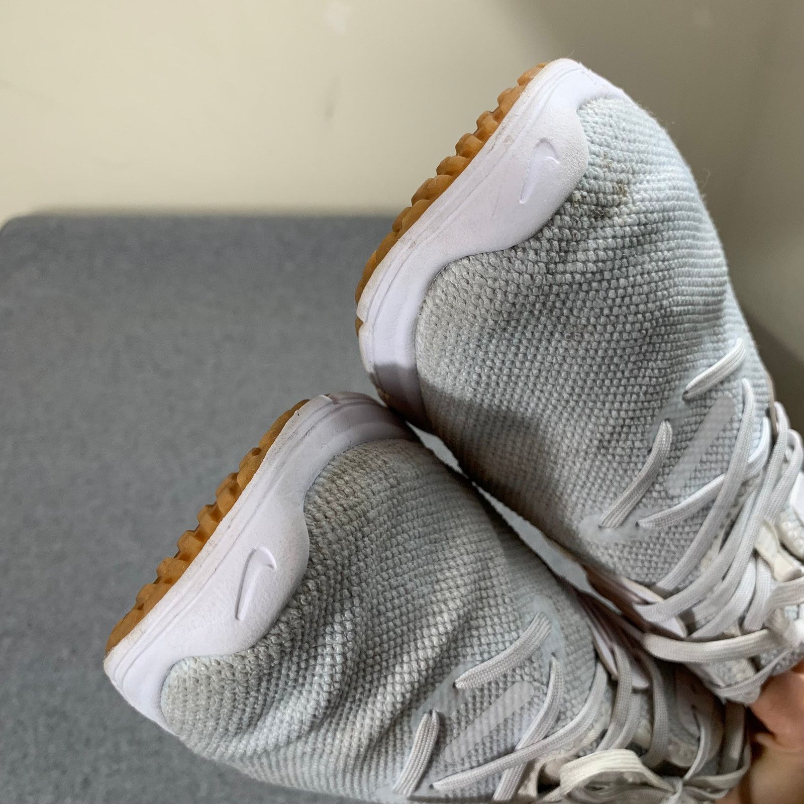 Nike Nike Air Max Sequent 3 Womens Size 11 White Athletic Shoes Size US 11 / IT 41 - 14 Thumbnail