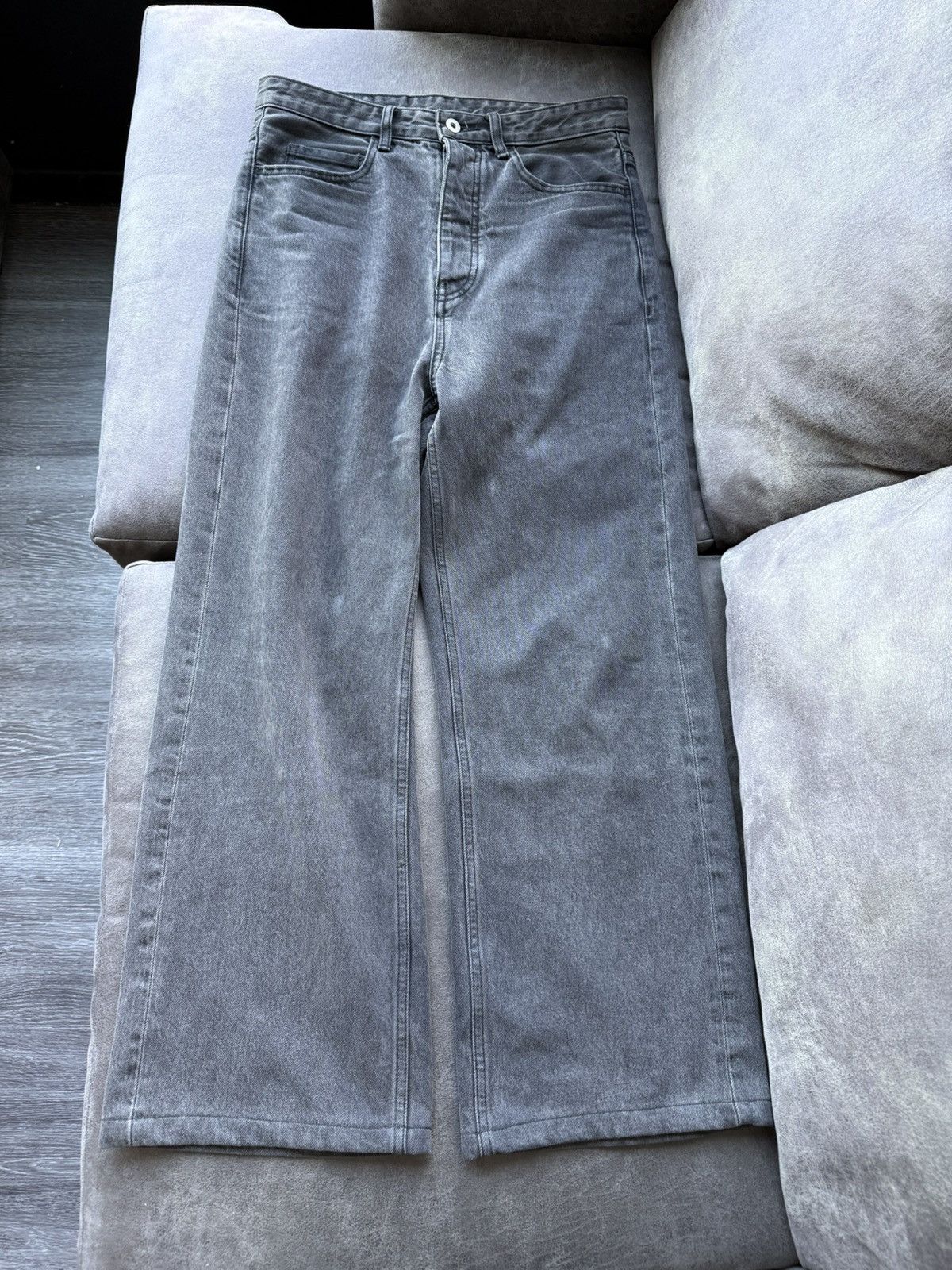 Vuja De Wes Relaxed Fit Nanomist Jeans Espresso