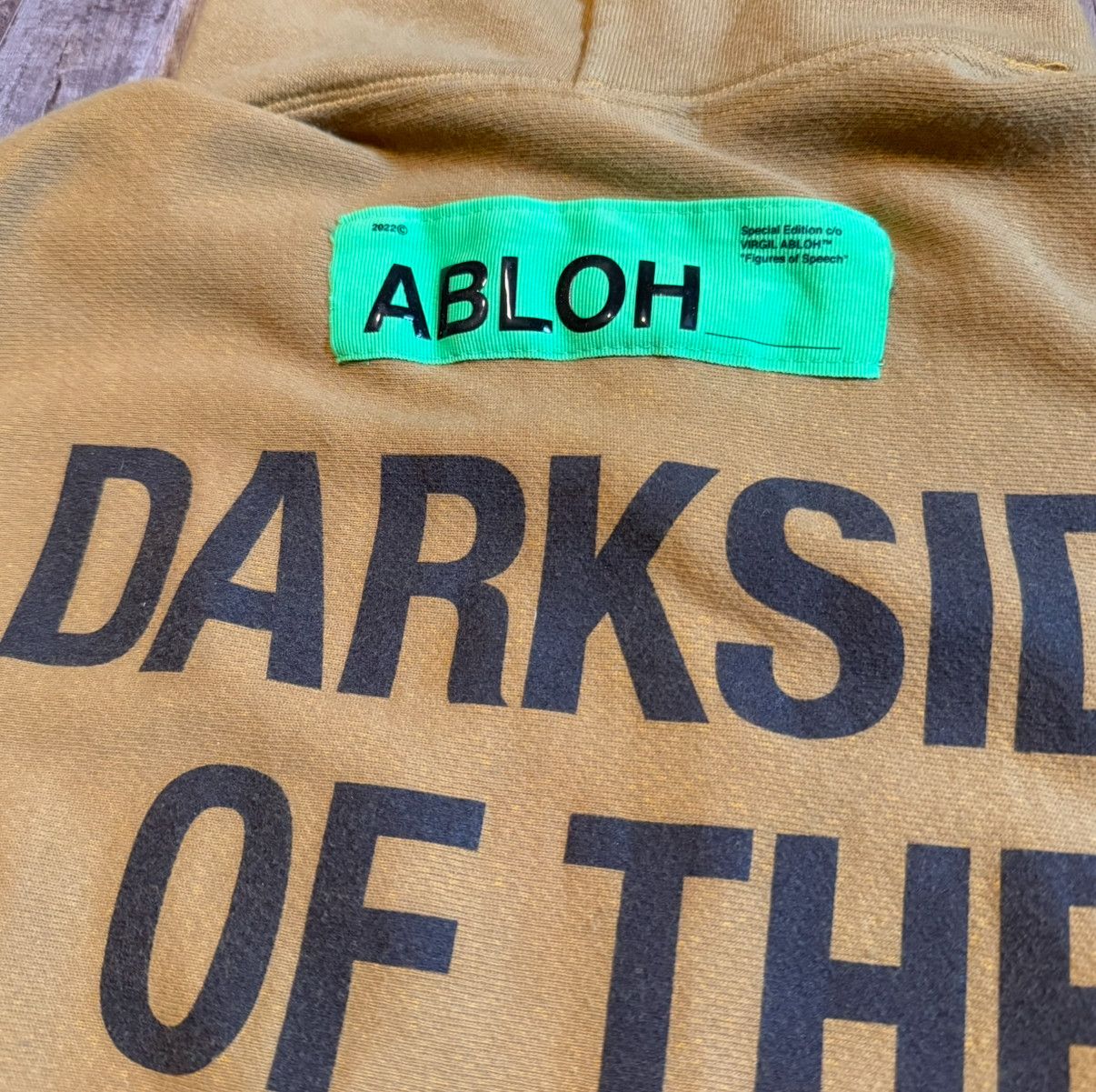 Virgil Abloh Dark Side of The Rainbow Hoodie size M Size US M / EU 48-50 / 2 - 3 Thumbnail