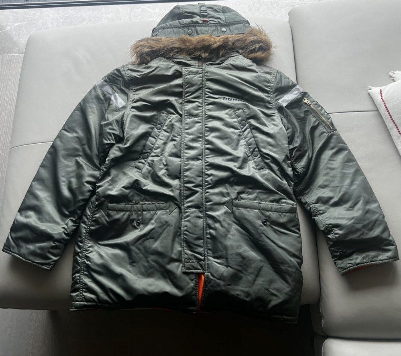 Men's Supreme Parkas | Grailed