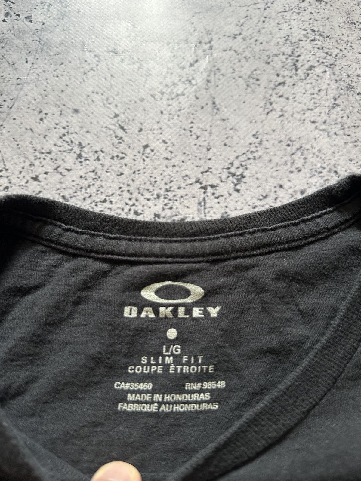 Oakley × Vintage Vintage Oakley T-shirt Big Logo Tee Y2K USA Size US L / EU 52-54 / 3 - 3 Thumbnail