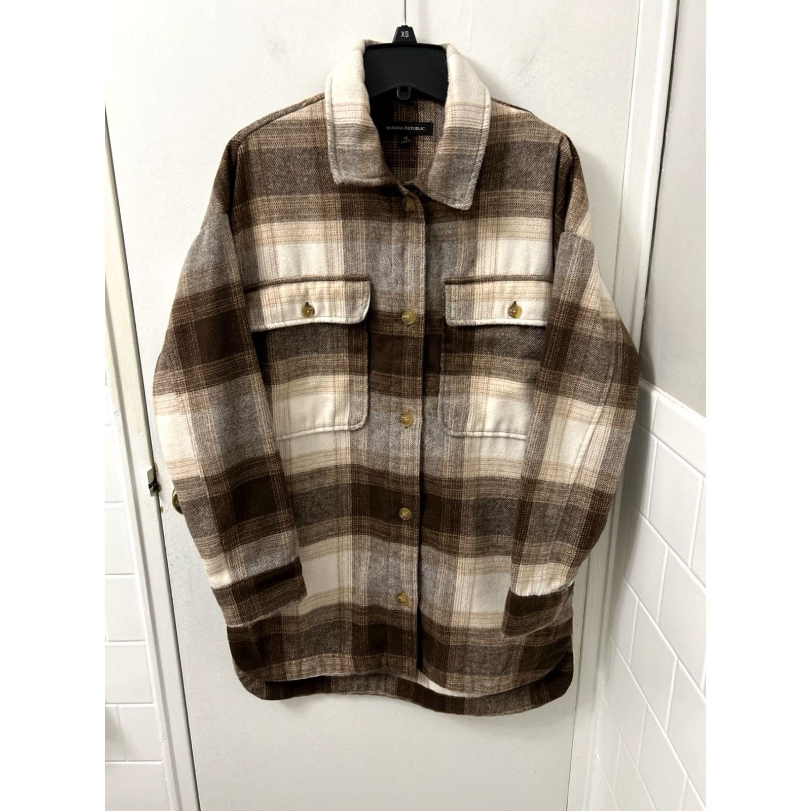 Banana Republic Banana Republic Shirt Jacket Womens XS Brown Plaid Wool Blend Shacket Oversized Shacket Casual Womens XS Brown Plaid Wool Blend Shirt Jacket Size XS / US 0-2 / IT 36-38 - 2 Thumbnail