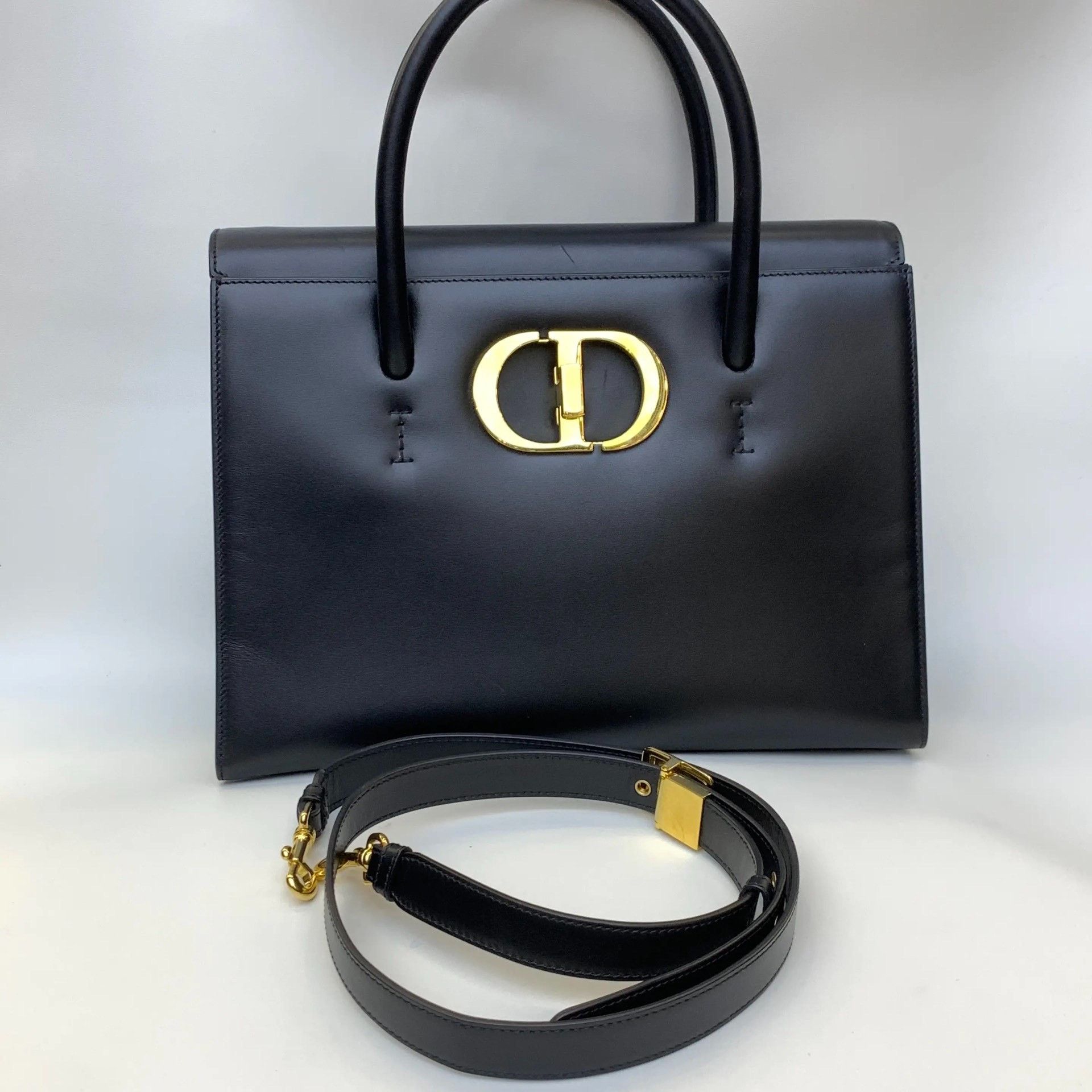 Dior Pre-loved Bag Very good condition Size ONE SIZE - 1 Thumbnail