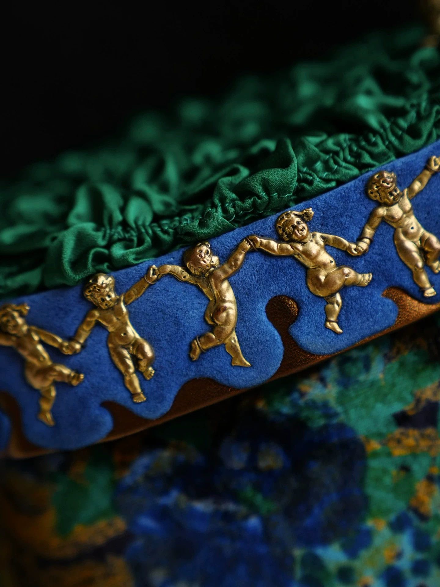 Vintage Women's Vintage French Angel Painted Velvet Gilt Metal Bag Size ONE SIZE - 6 Thumbnail