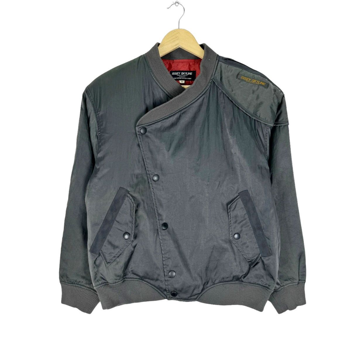 Issey Miyake 🔥80s ISSEY MIYAKE SKYLINE STUDIO BOMBER SNAP BUTTON JACKET Size US M / EU 48-50 / 2 - 7 Thumbnail