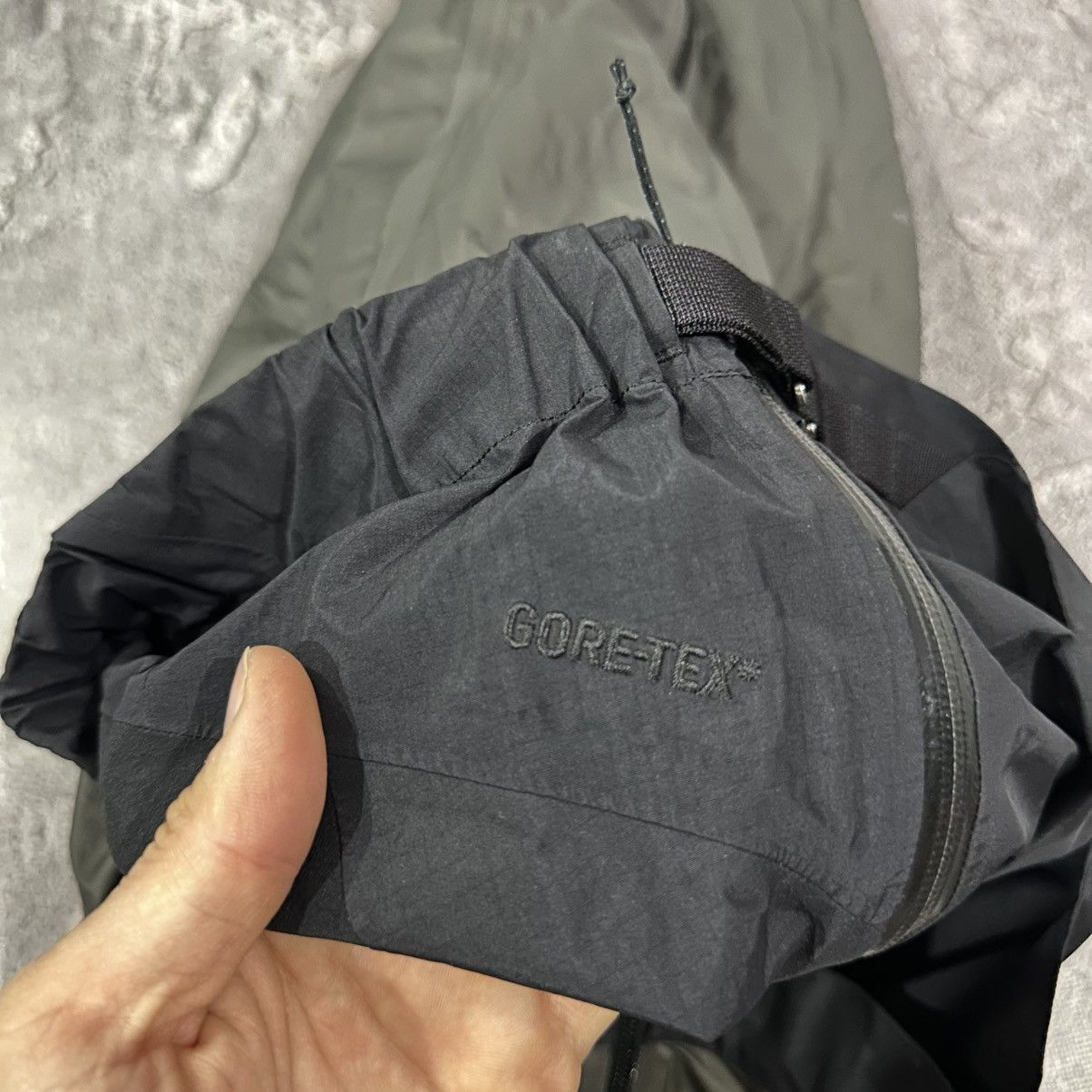 Arc'teryx Arcteryx Gore Tex Men’s Pants Size S Size US 31 - 18 Thumbnail