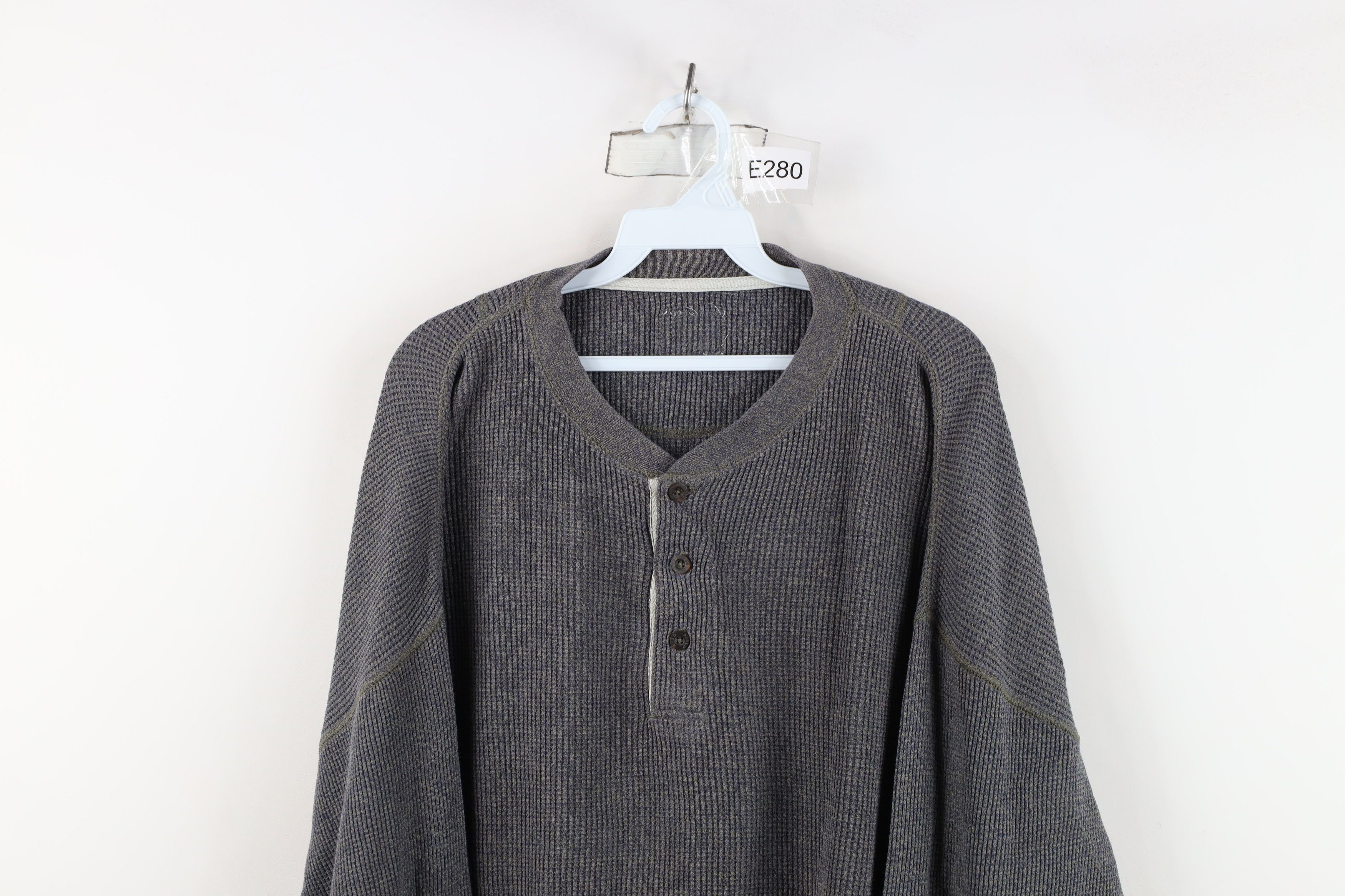 Vintage Vintage 90s Streetwear Thermal Waffle Knit Henley T-Shirt Size US XXL / EU 58 / 5 - 2 Thumbnail