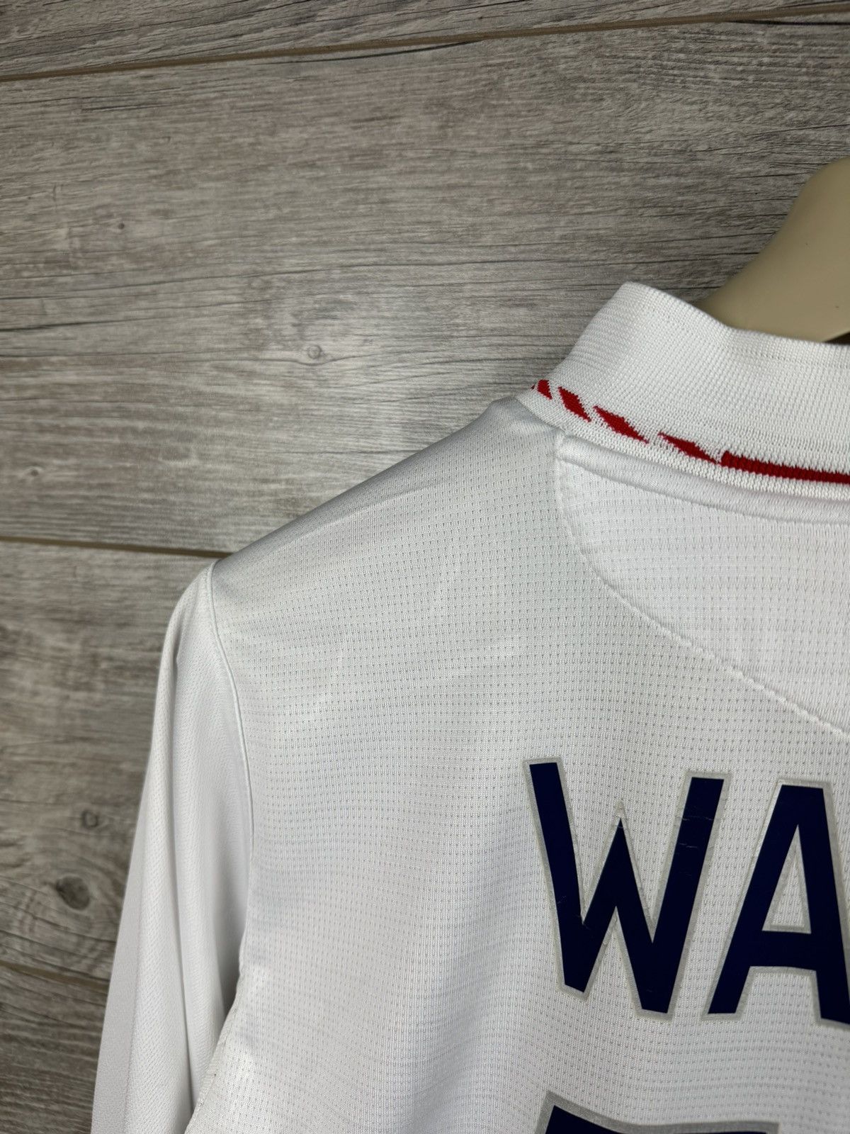 Umbro × Vintage Umbro England WATO 11 🏴󠁧󠁢󠁥󠁮󠁧󠁿 Soccer jersey 2005 2007 Size M Size US M / EU 48-50 / 2 - 15 Thumbnail