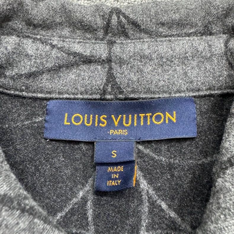 Louis Vuitton Louis Vuitton Three-flowered cashmere shirt Size US S / EU 44-46 / 1 - 2 Thumbnail