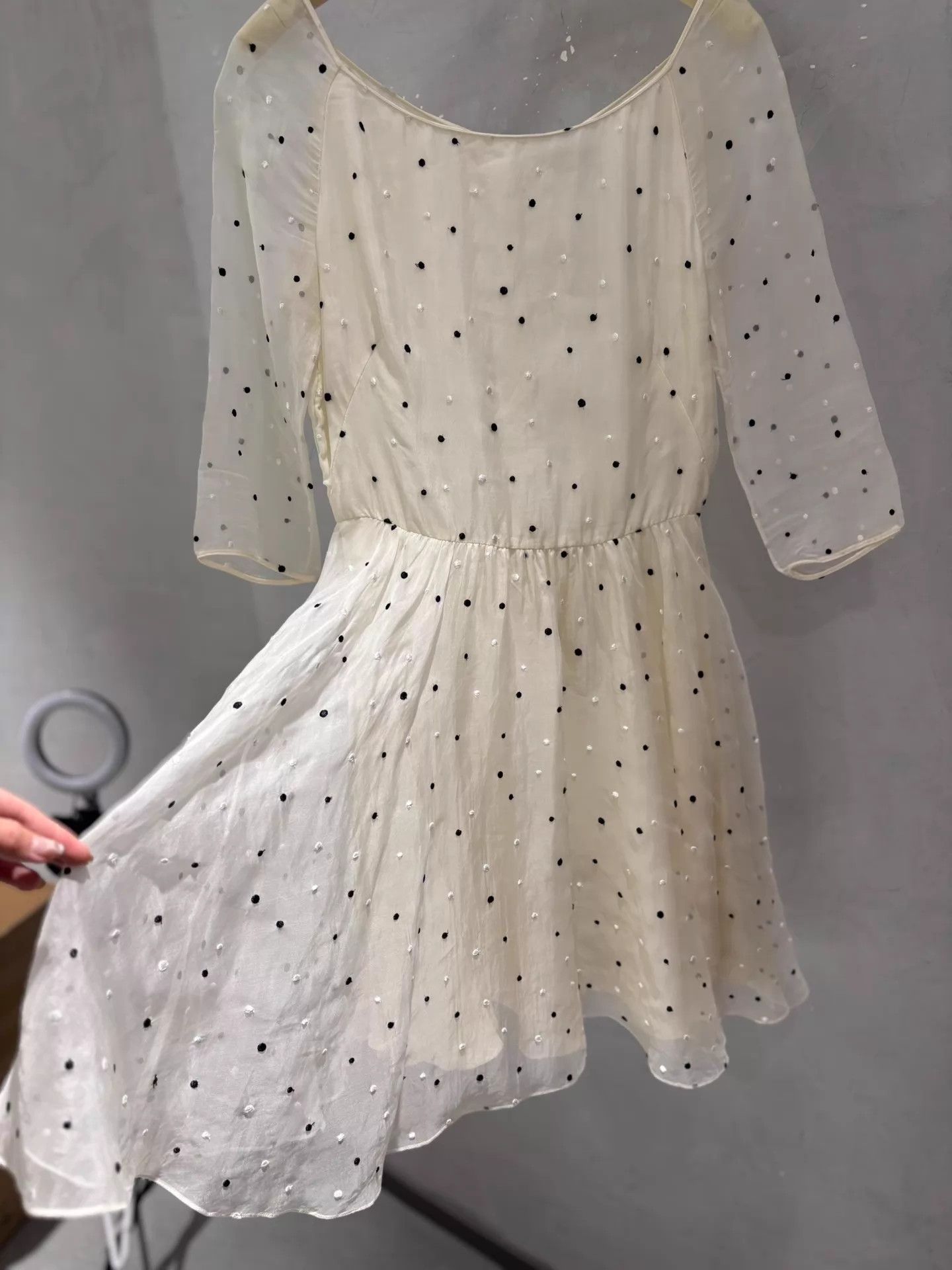 Dior Dior AB cream white polka dot 100% silk rn 38 mint Size S / US 4 / IT 40 - 2 Thumbnail