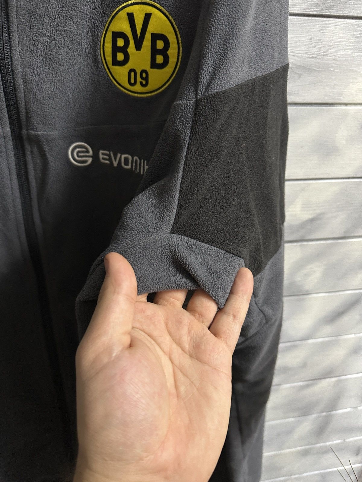 Puma Rare Vintage Fleece Jacket Borussia Dortmund x Puma soccer Size US L / EU 52-54 / 3 - 9 Thumbnail