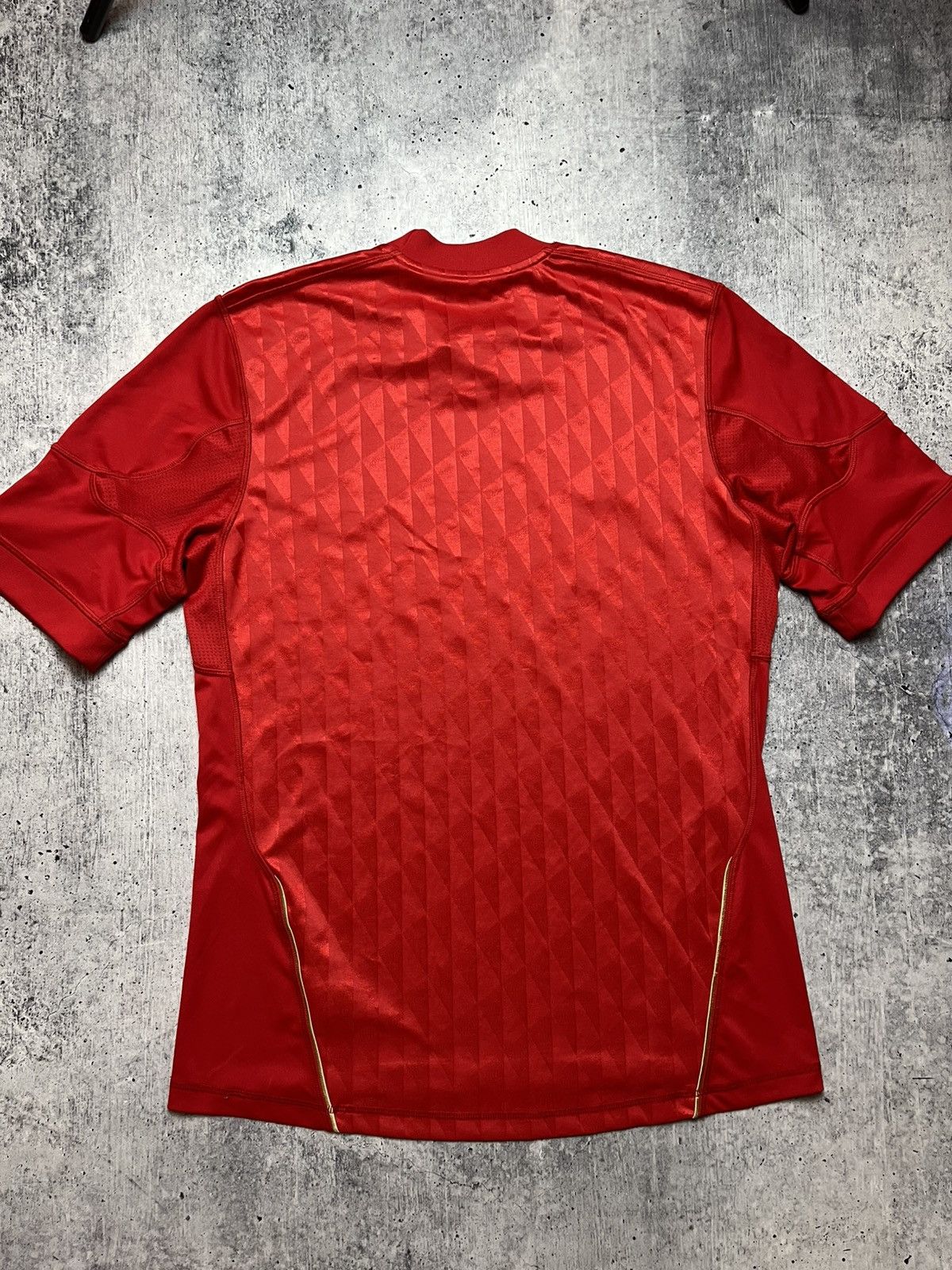 Adidas LIVERPOOL 2010 2012 HOME SHIRT JERSEY ADIDAS P96763 sz S MEN Size US S / EU 44-46 / 1 - 13 Thumbnail