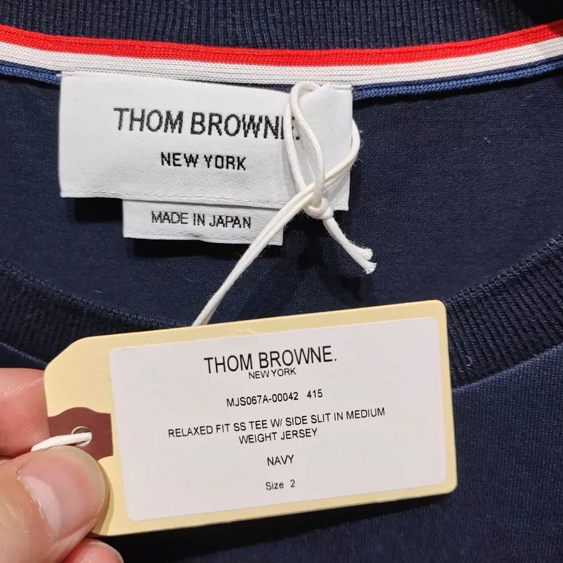 Thom Browne Thom Browne Round neck short sleeve T-shirt Size US M / EU 48-50 / 2 - 4 Thumbnail