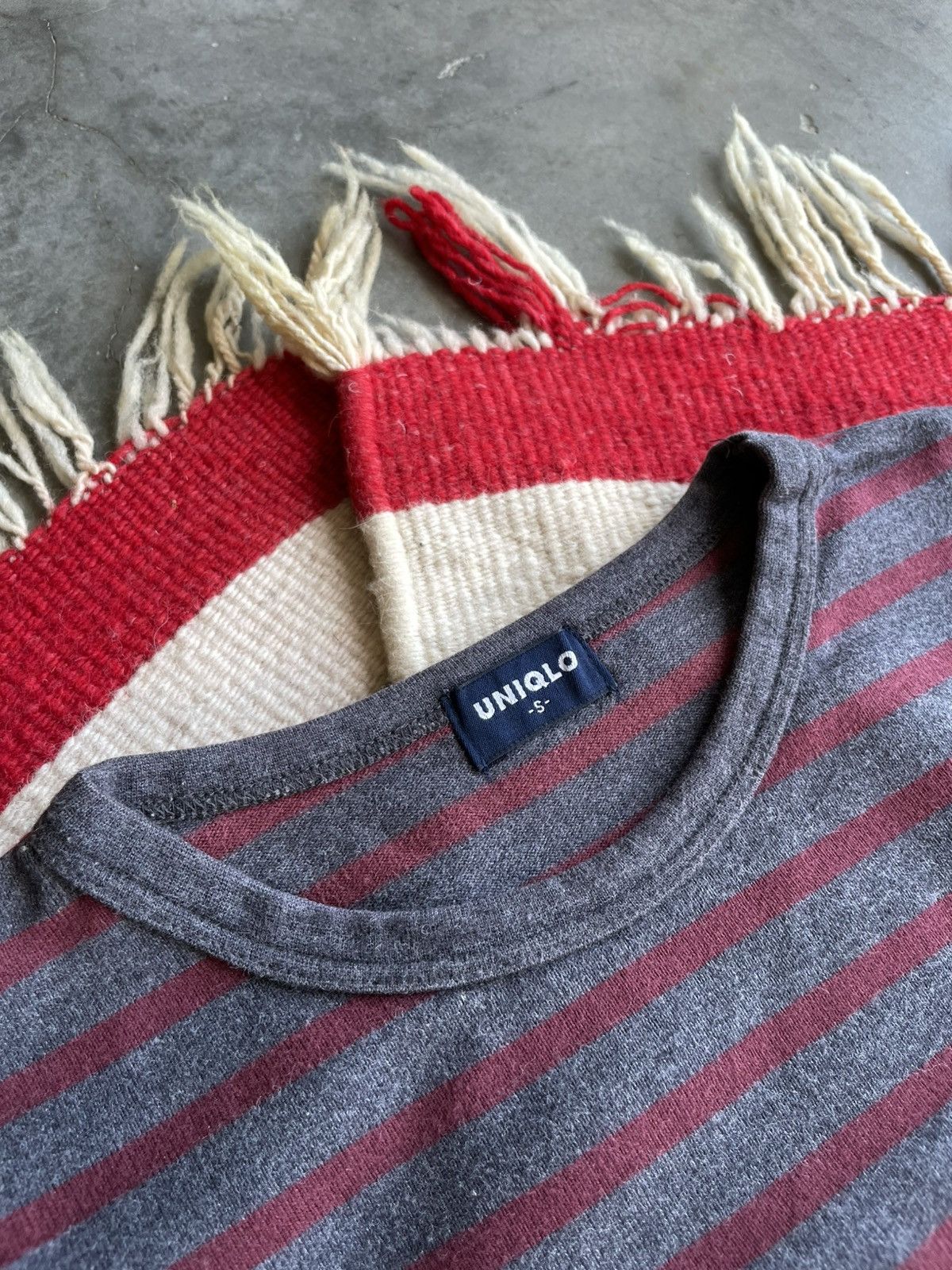Uniqlo VTG 90s Uniqlo Border L/S Grunge Style Size US S / EU 44-46 / 1 - 5 Thumbnail