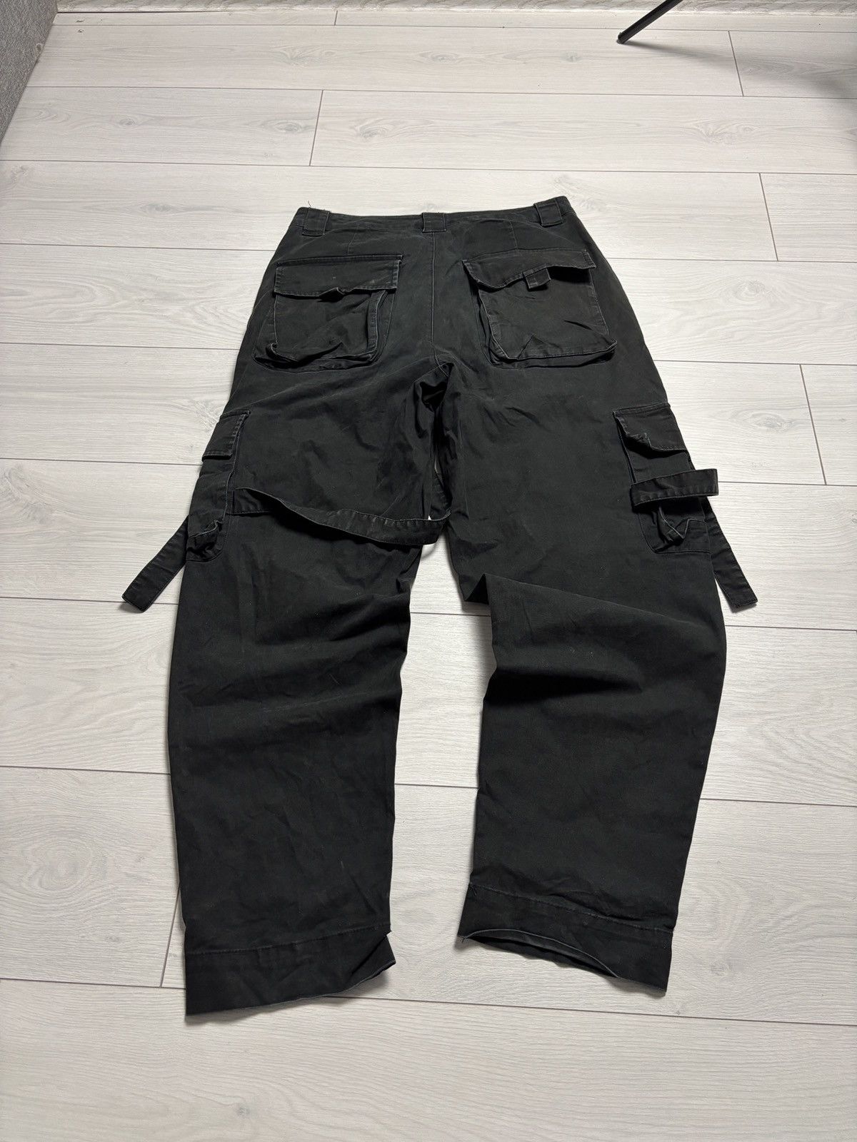 Japanese Brand vintage cargo junya style baggy bondage pants y2k japan vibe Size US 31 - 6 Thumbnail