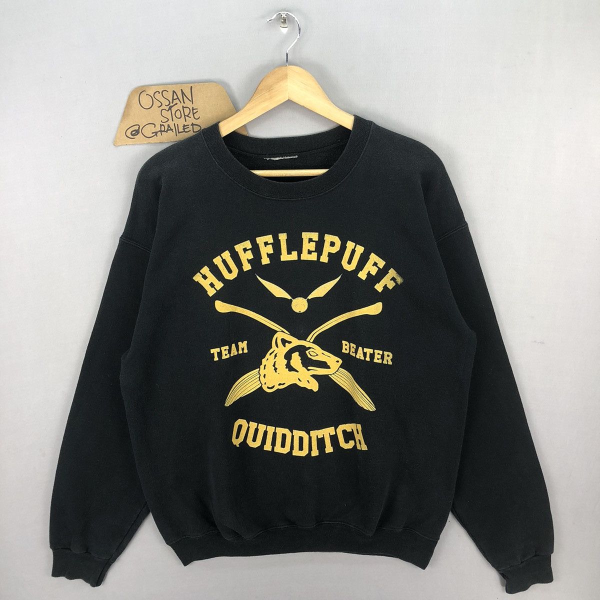 Vintage Vintage Y2K Harry Potter Quidditch Sherman Sweatshirt Size US L / EU 52-54 / 3 - 1 Thumbnail