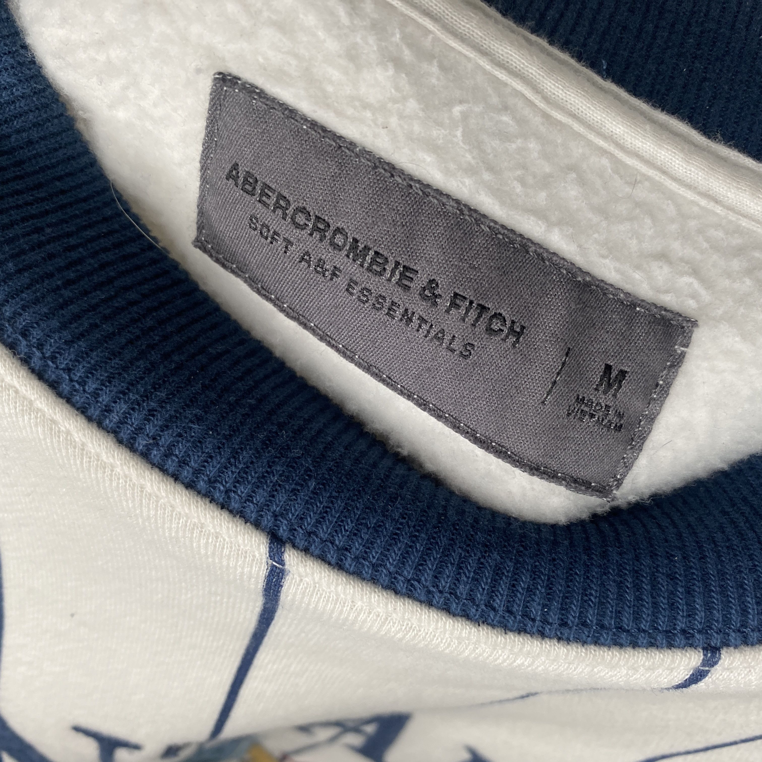 Abercrombie & Fitch Montauk Graphic Sweatershirt Size US M / EU 48-50 / 2 - 3 Thumbnail
