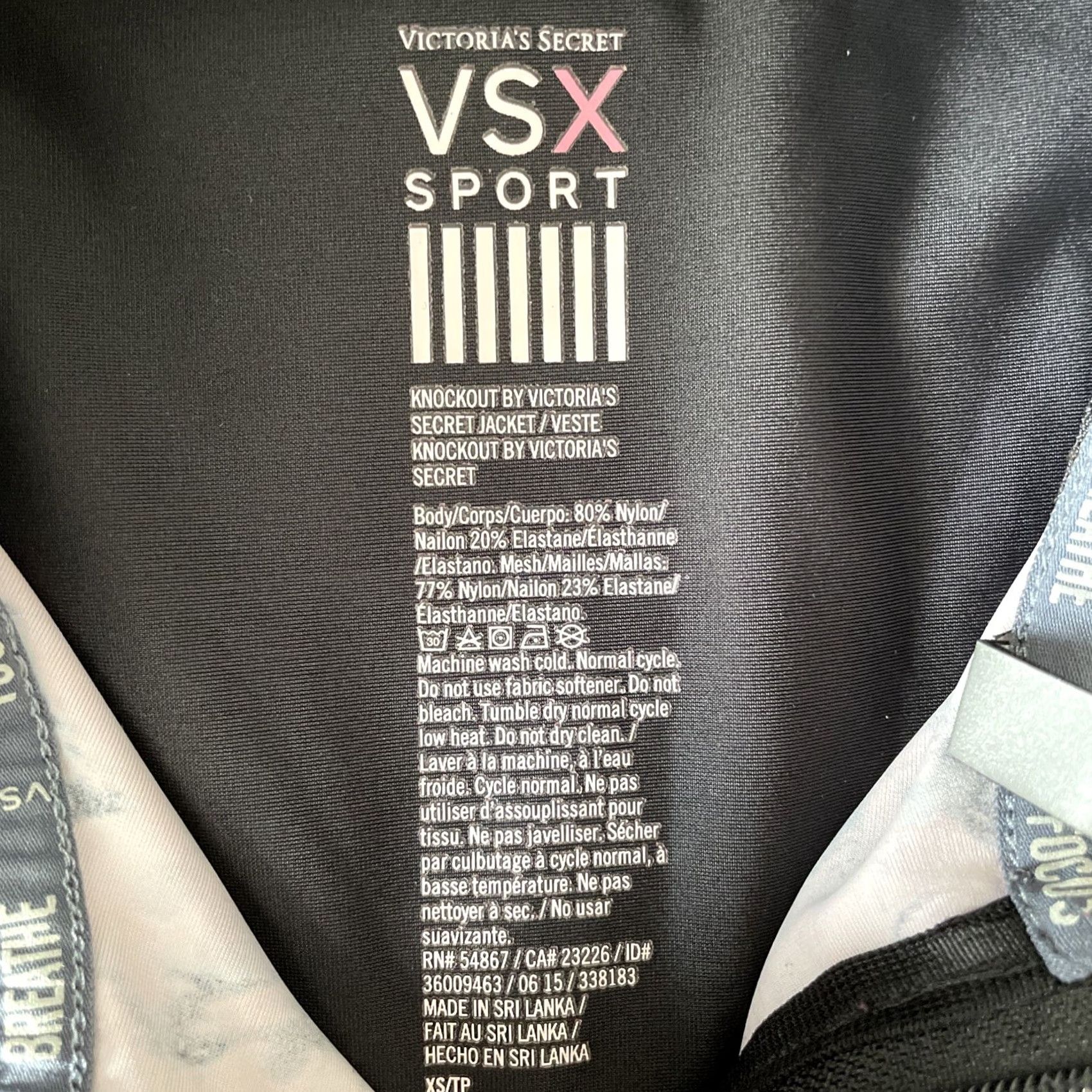 Victoria's Secret Victoria’s Secret Sport VSX 1/4 Zip Floral Sweatshirt Women’s XS Size Pullover Size XS / US 0-2 / IT 36-38 - 3 Thumbnail