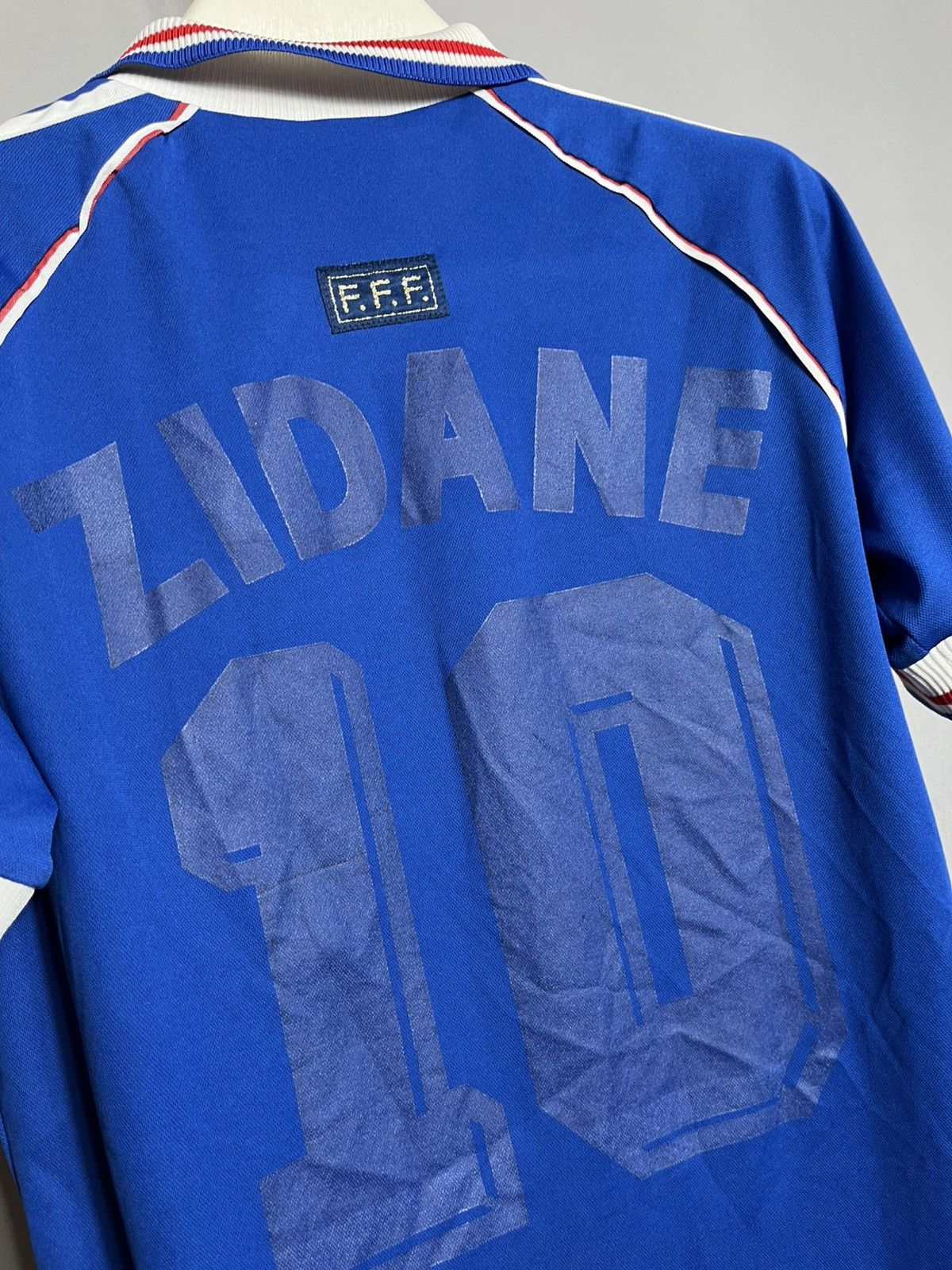 Adidas France 1998 World Cup Final Shirt FIFA REPLICA retro Zidane Size US M / EU 48-50 / 2 - 11 Thumbnail
