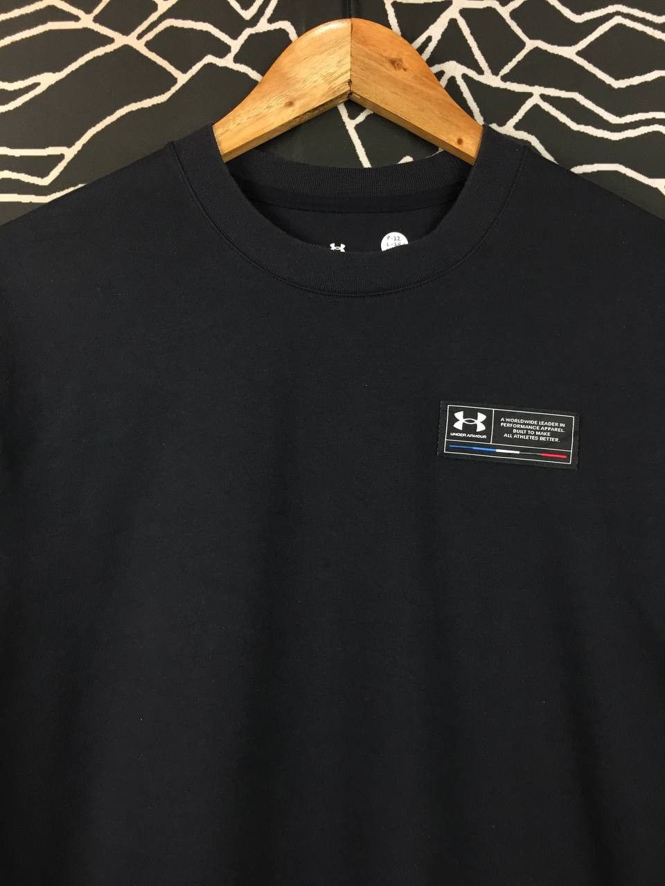 Under Armour Under Armour Performance Loose Fit Long Sleeve Tee Size L Size US L / EU 52-54 / 3 - 3 Thumbnail