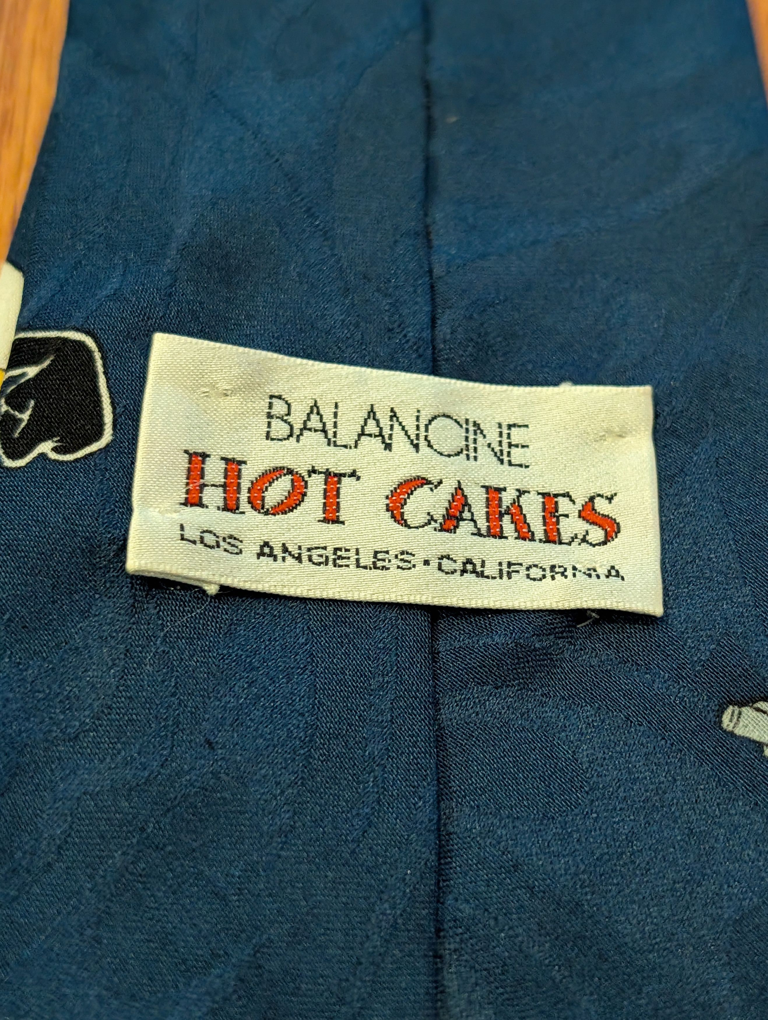 Cartoon Network VTG 1993 Warner Bros Balancine Hot Cakes Bugs Taz Daffy Tie Size ONE SIZE - 3 Thumbnail