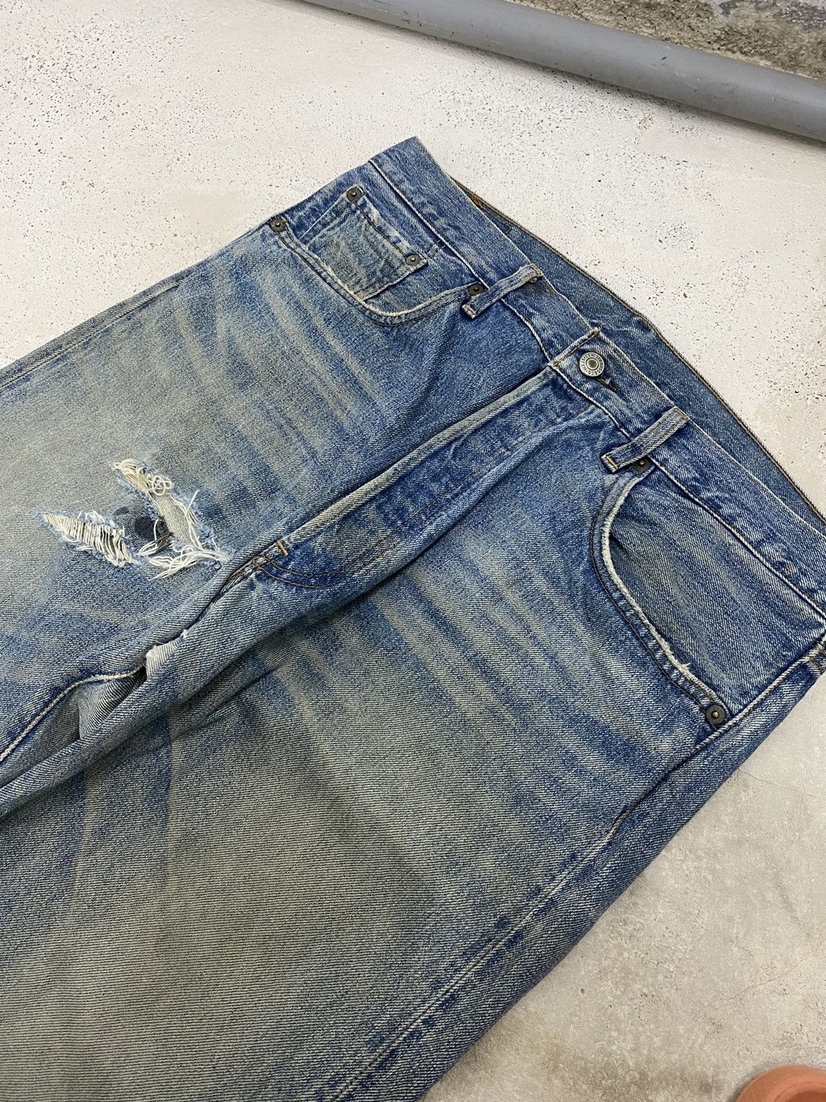 Levi's Vintage 90s Levis 501 Japan Selvedge Button Fly J09 Distress Size US 34 / EU 50 - 8 Thumbnail