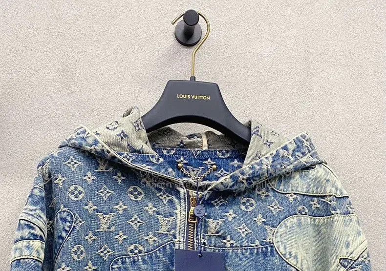 Louis Vuitton Louis Vuitton Blue Denim Logo Jacket. Size US L / EU 52-54 / 3 - 6 Thumbnail