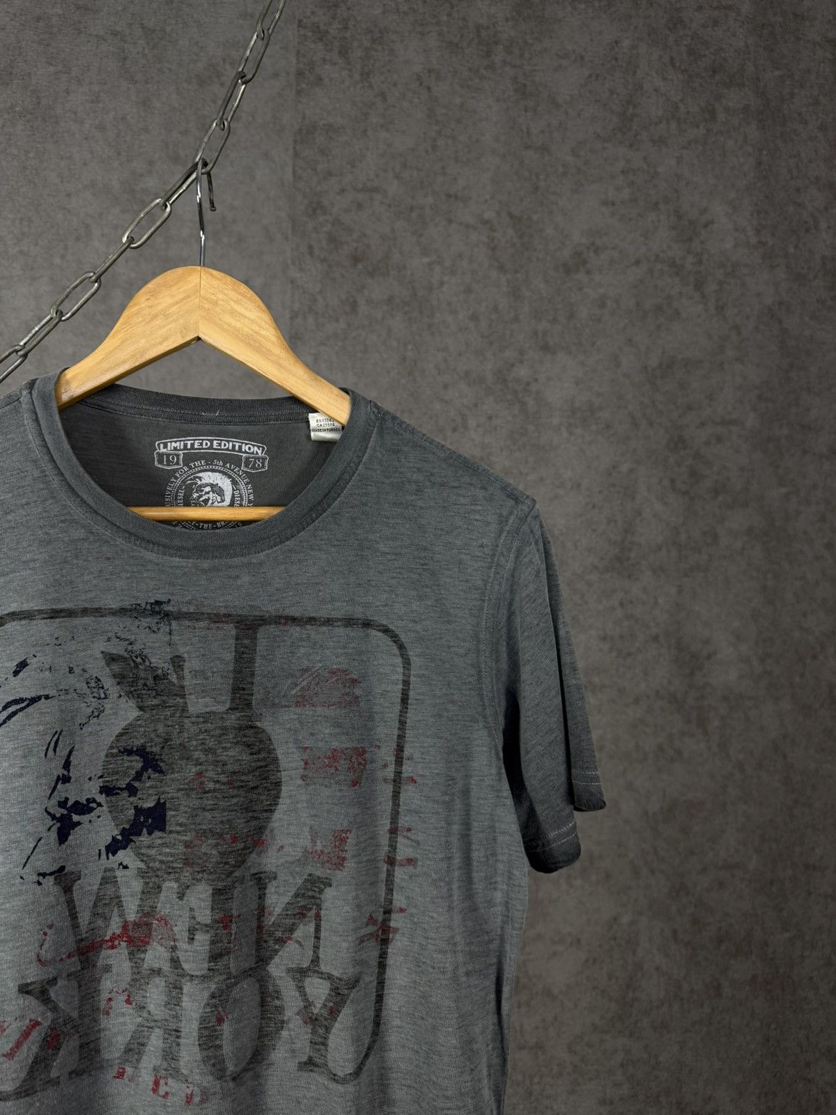 Designer × Diesel × Vintage Diesel vintage designer art tee Size US S / EU 44-46 / 1 - 2 Thumbnail