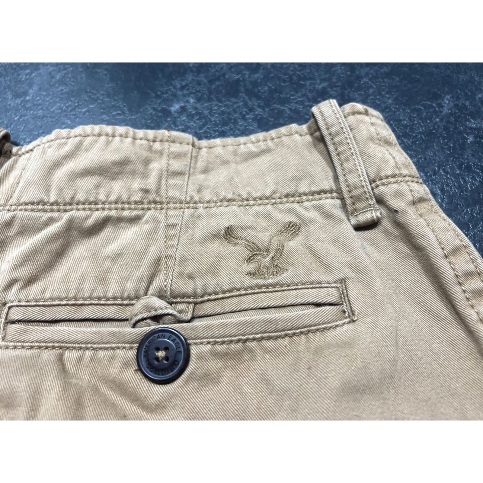 American Eagle Outfitters American Eagle Outfitters Pants Chino Slim Tapered Beige 33/32 Men Regular Inseam 31in Slits at Bottom Size US 31 - 4 Thumbnail